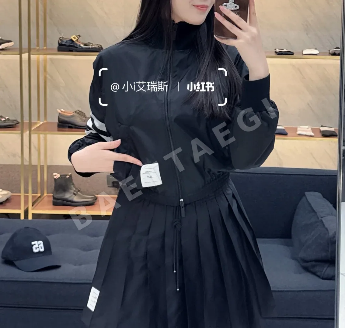 톰브라운 4바 스트라이프 경량 나일론 여성 자켓 상세 이미지 7