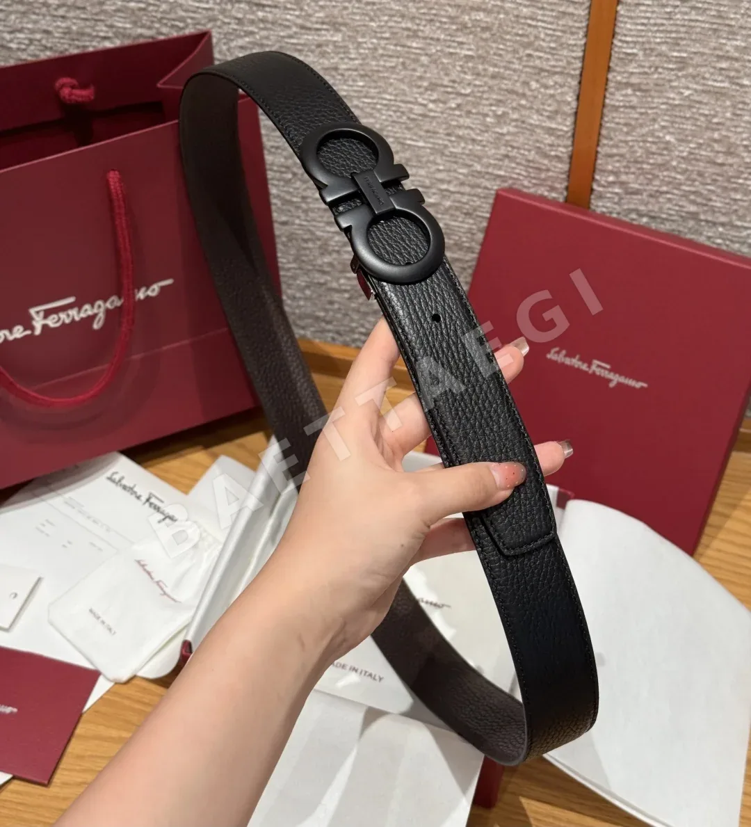 페레가모 간치니 메탈 버클 양면 가죽 벨트 상세 이미지 3
