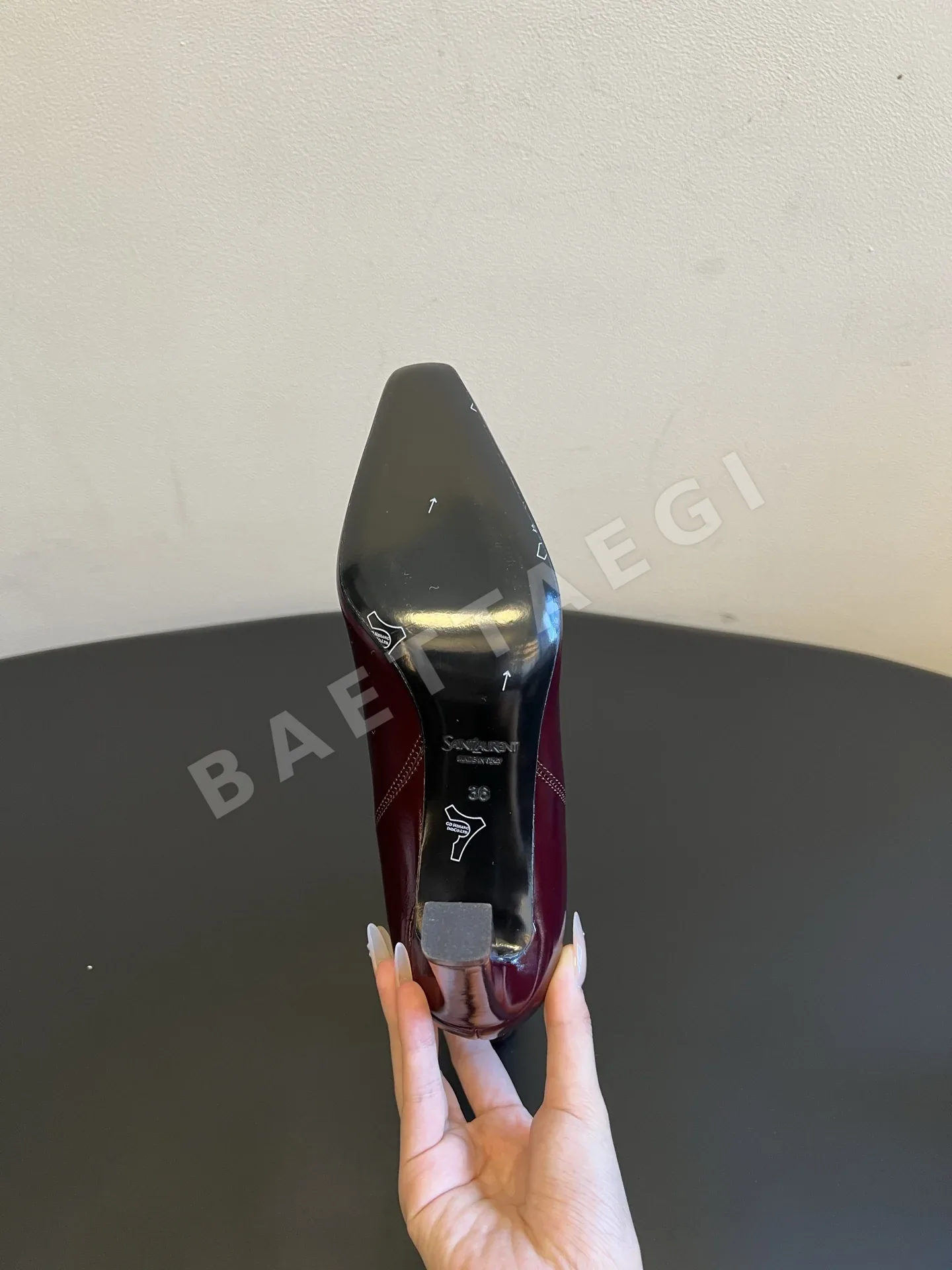 생로랑 부츠 카프스킨 스퀘어 토 상세 이미지 5