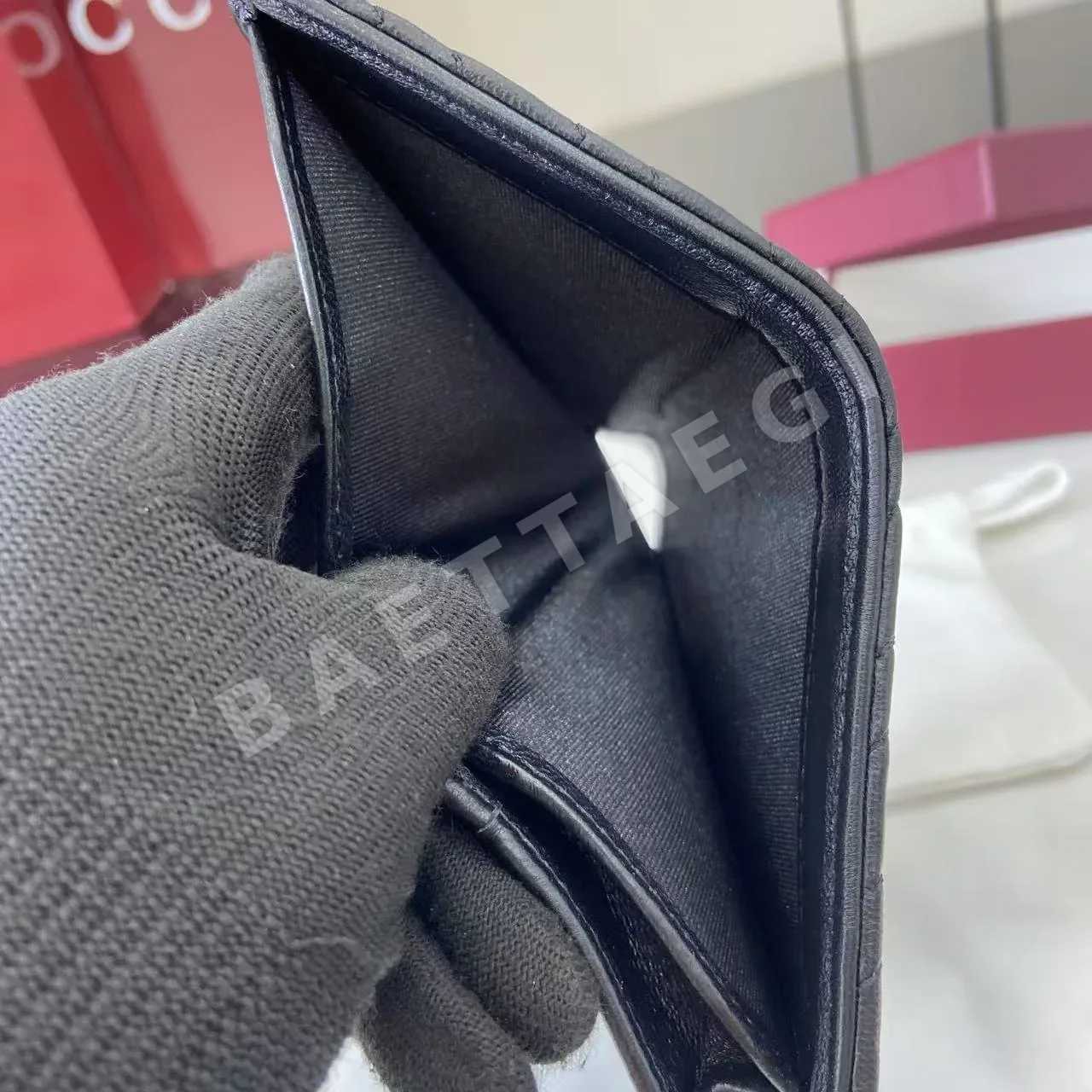 구찌 GG 마몬트 V 퀼팅 램스킨 반지갑 상세 이미지 9