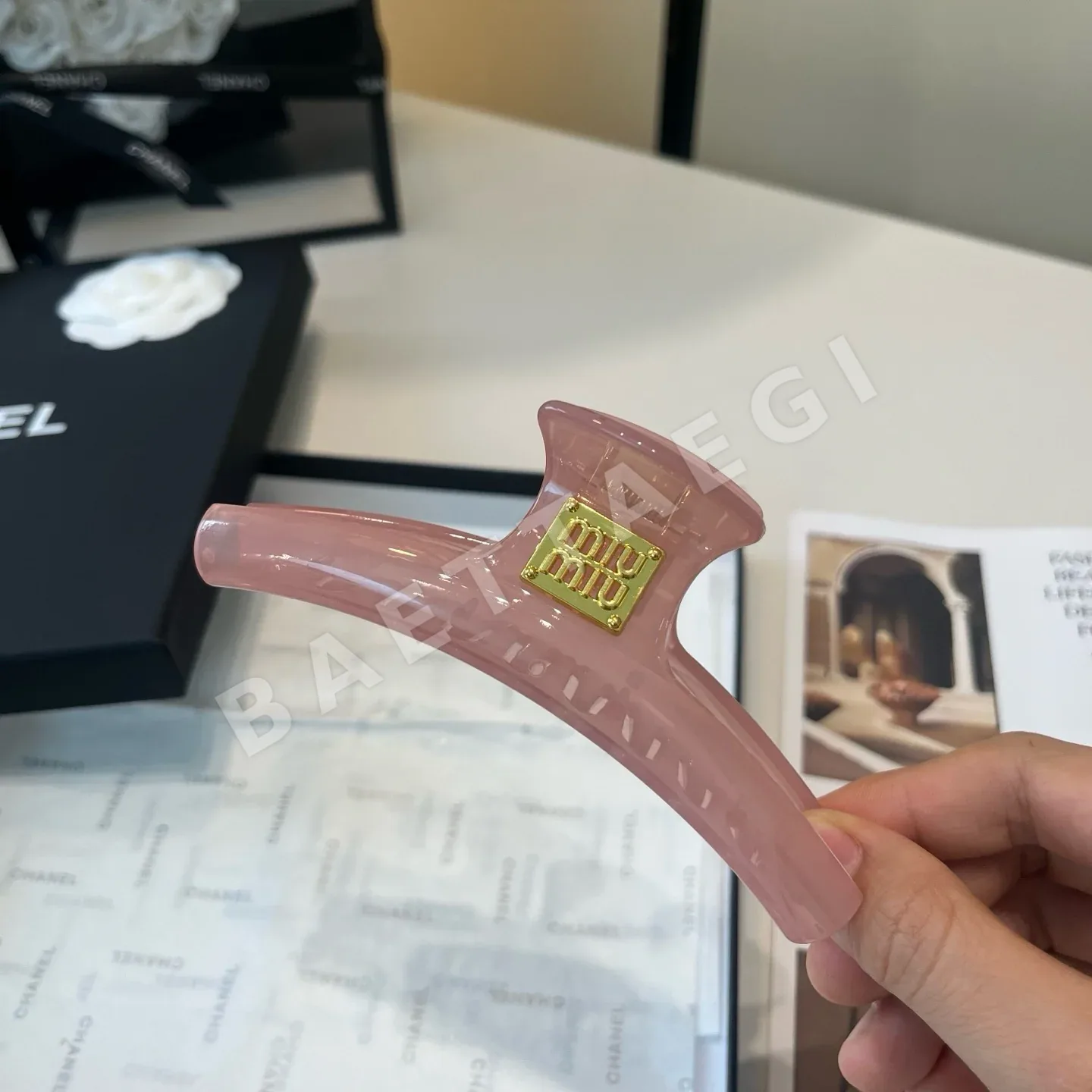 미우미우 캔디 컬러 헤어클립 상세 이미지 7