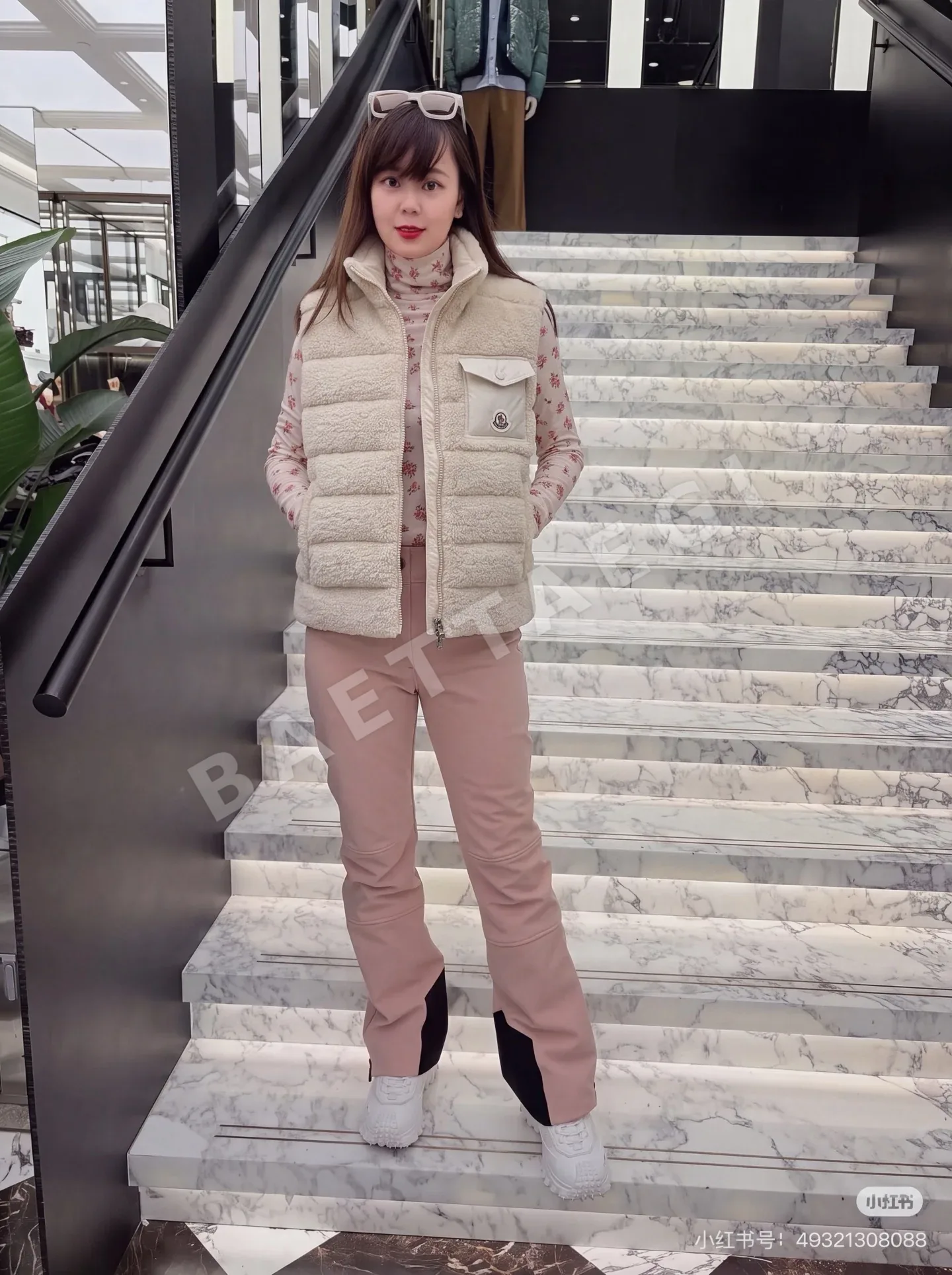 몽클레르 테디 베어 플리스 여성 다운 조끼 상세 이미지 5