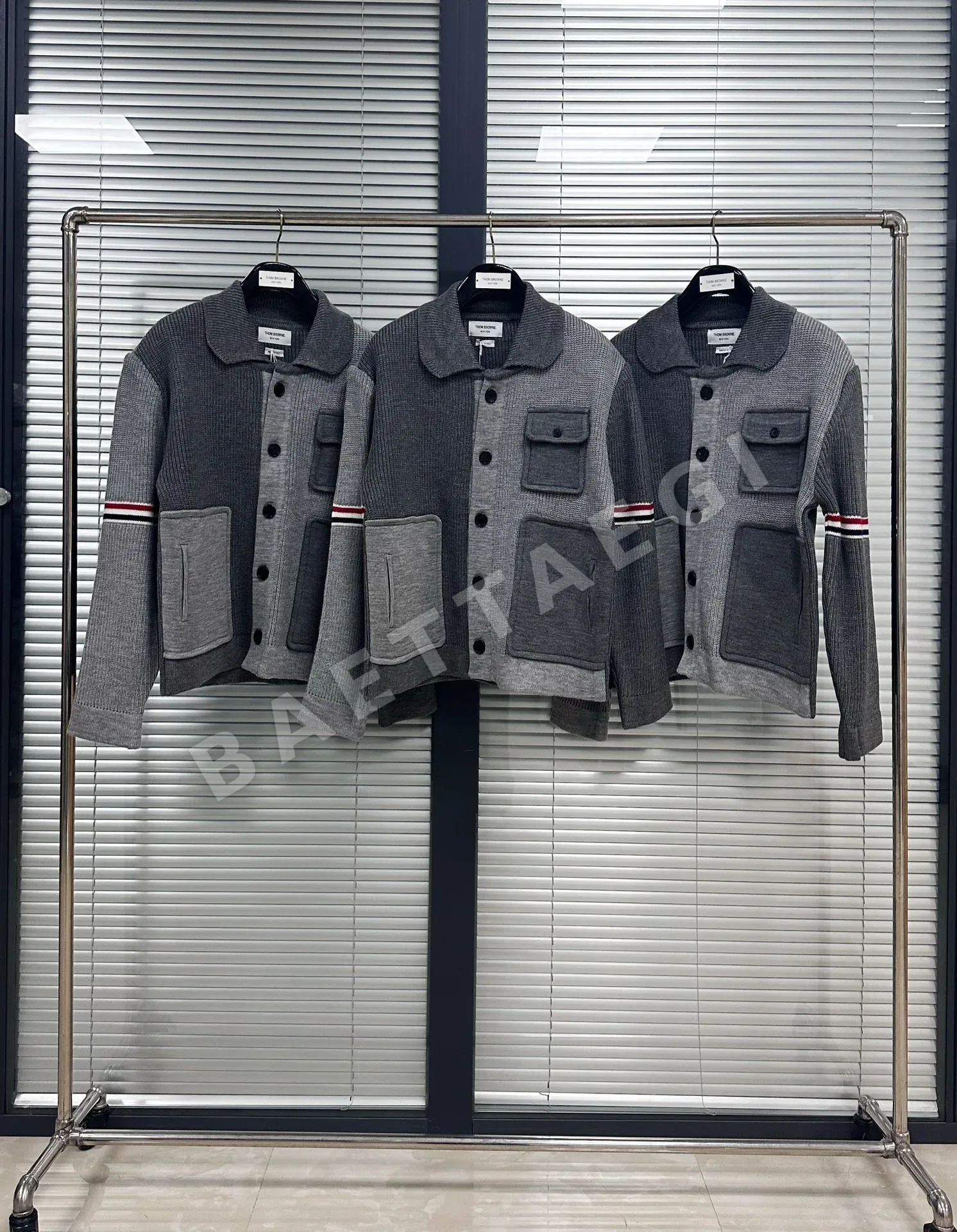 톰브라운 컬러 블록 남성 자켓 143019