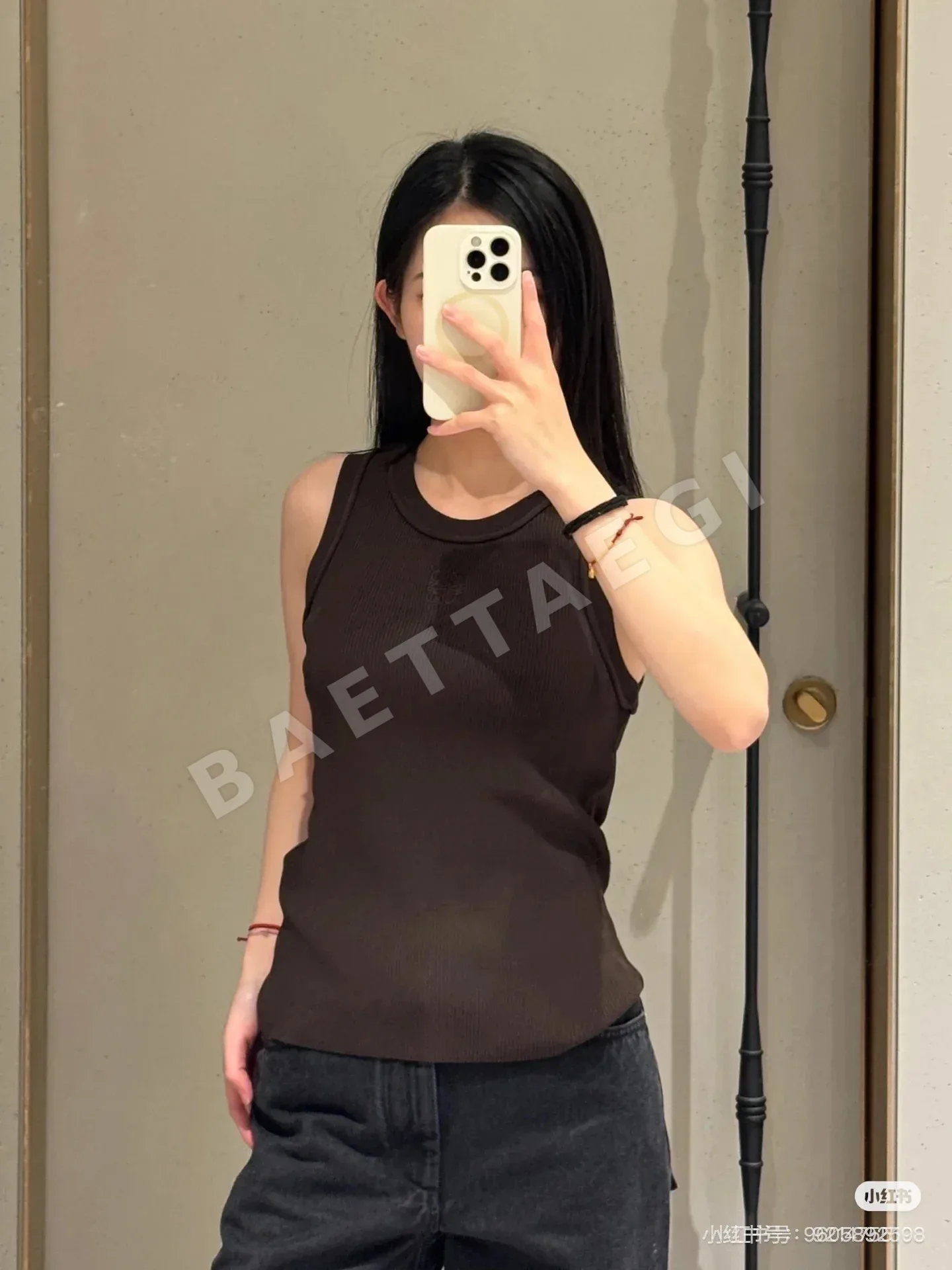 로에베 클래식 로고 자수 여성 반팔 티셔츠 상세 이미지 4