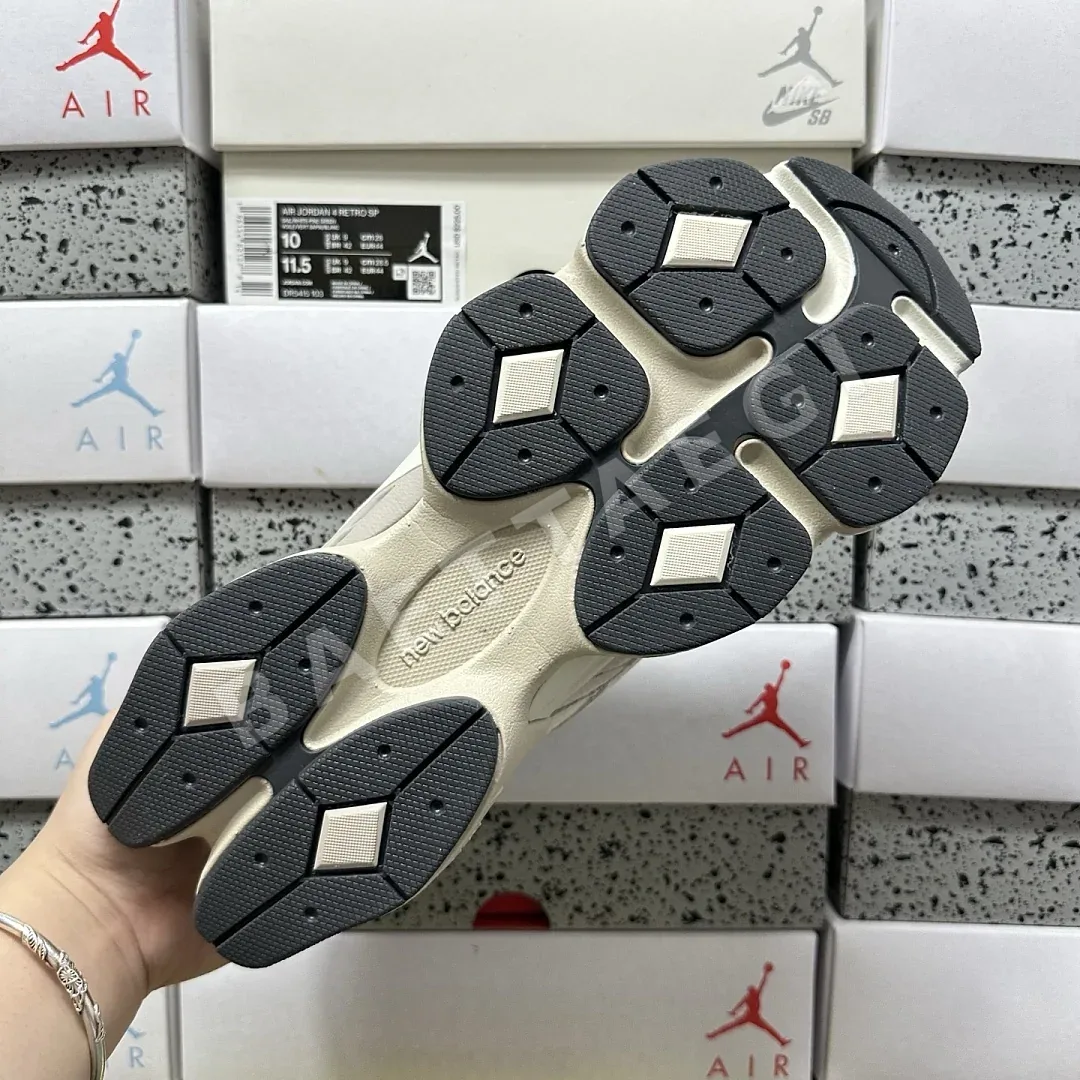 뉴발란스 [C] 9060 U9060EEB 202135 New Balance 9060 상세 이미지 4