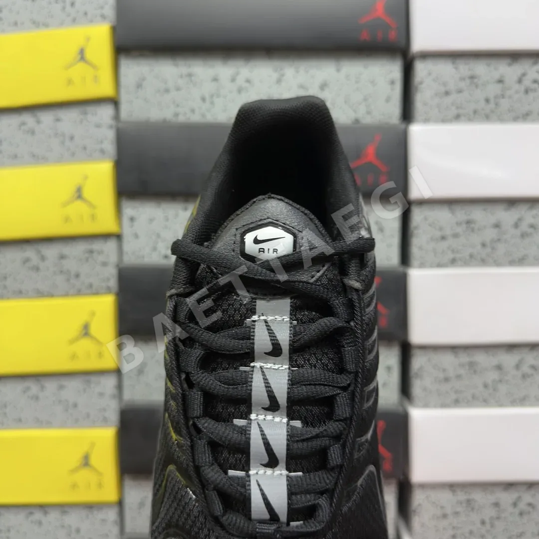 나이키 [BD] 에어 맥스 플러스 DX8971-001 201903 Nike Air Max Plus Mini Swoosh Black Silver 상세 이미지 8