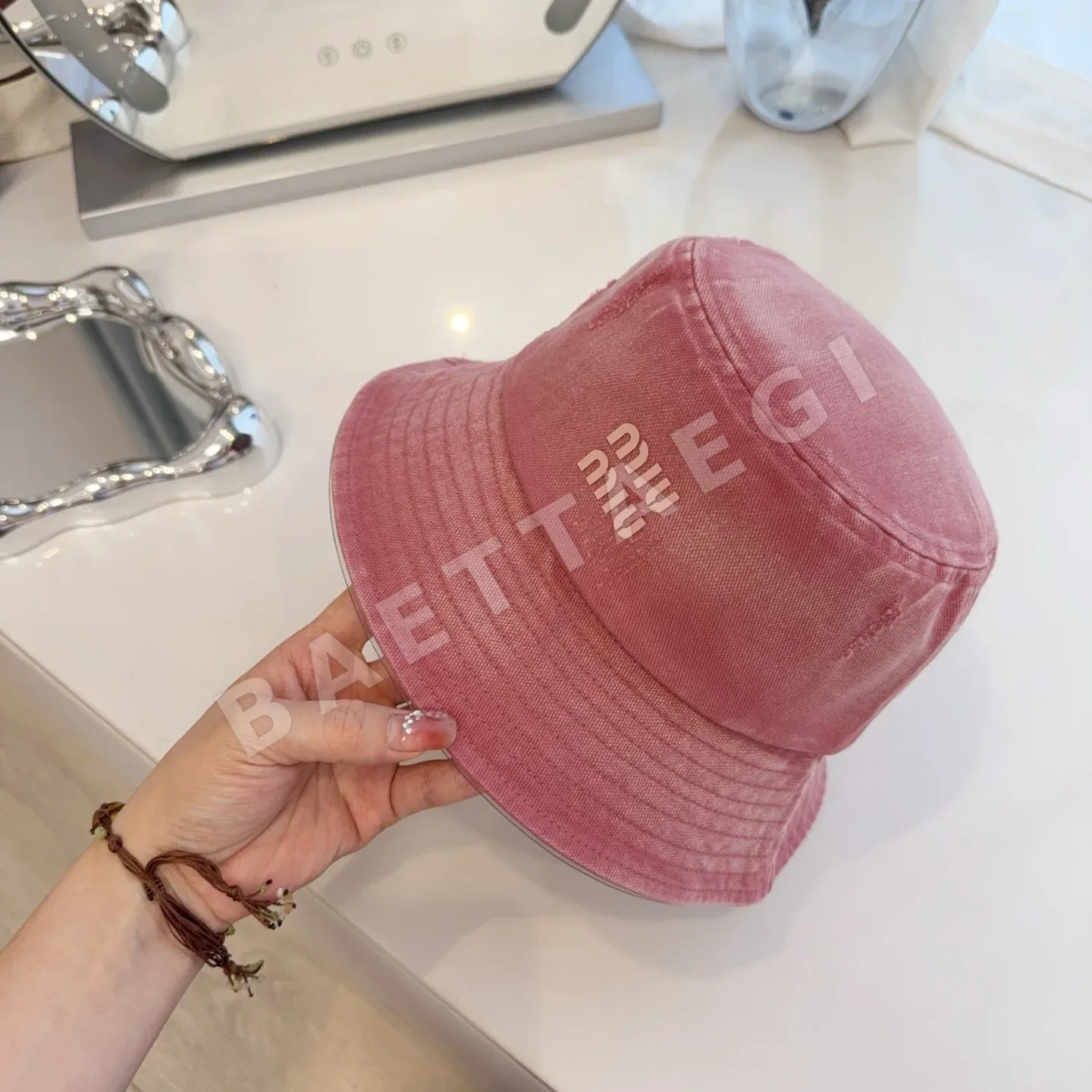 미우미우 모자 80897 Miu Miu Cap 상세 이미지 4