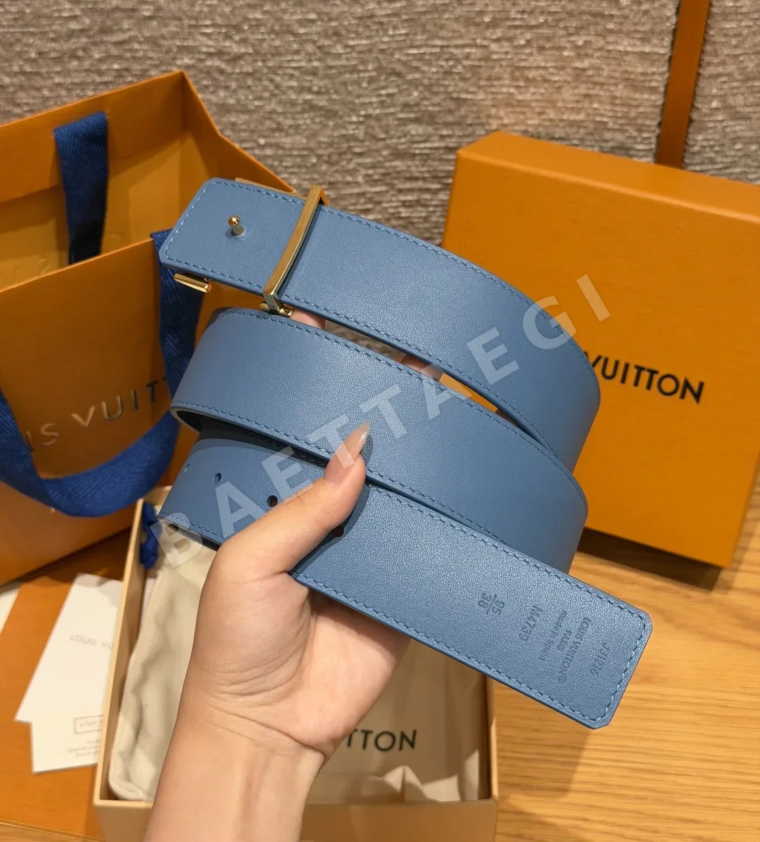 루이비통 DIMENSION 40mm 리버시블 벨트 상세 이미지 4