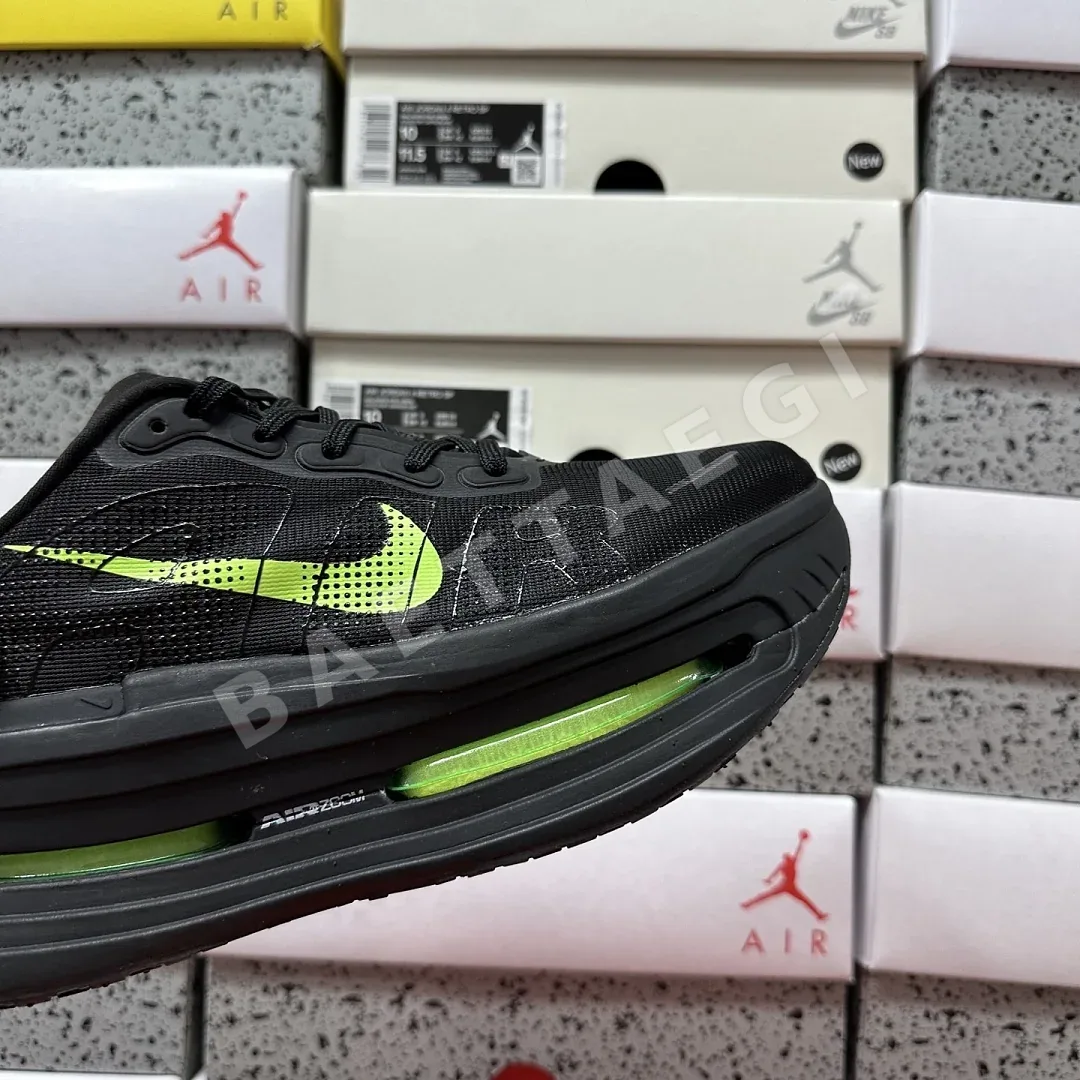 나이키 [5A] 보메로 프리미엄 블랙 옐로우 HQ2050-212 201615 Nike Vomero Premium 상세 이미지 6