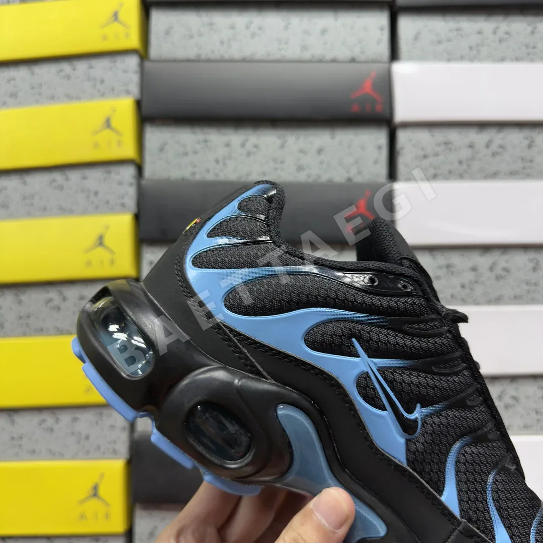 나이키 [BD] 에어 맥스 플러스 DM0032-005 201866 Nike Air Max Plus Black University Blue 상세 이미지 9