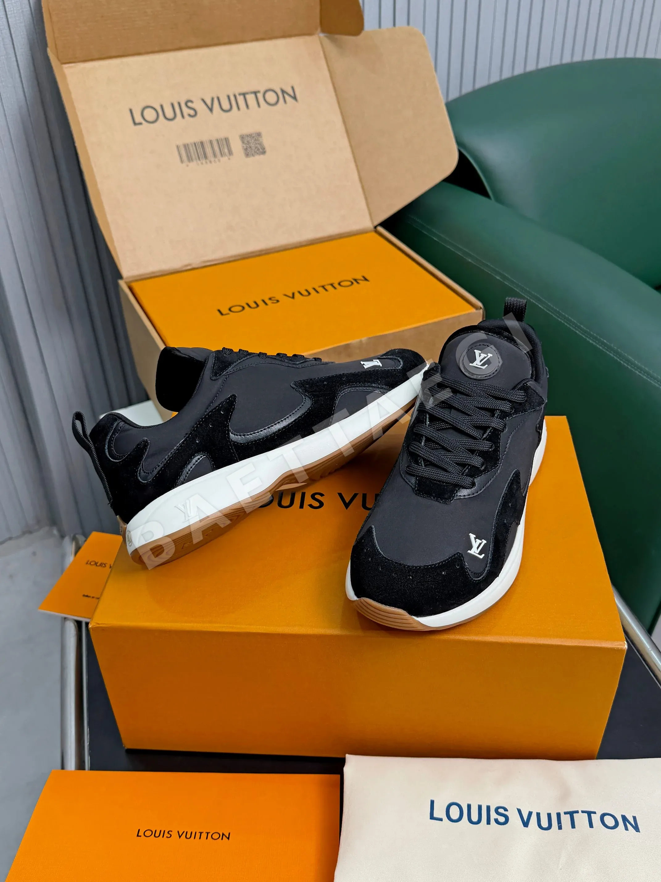 루이비통 LV 드롭 300 (LV Drop 300) 스니커즈 상세 이미지 7