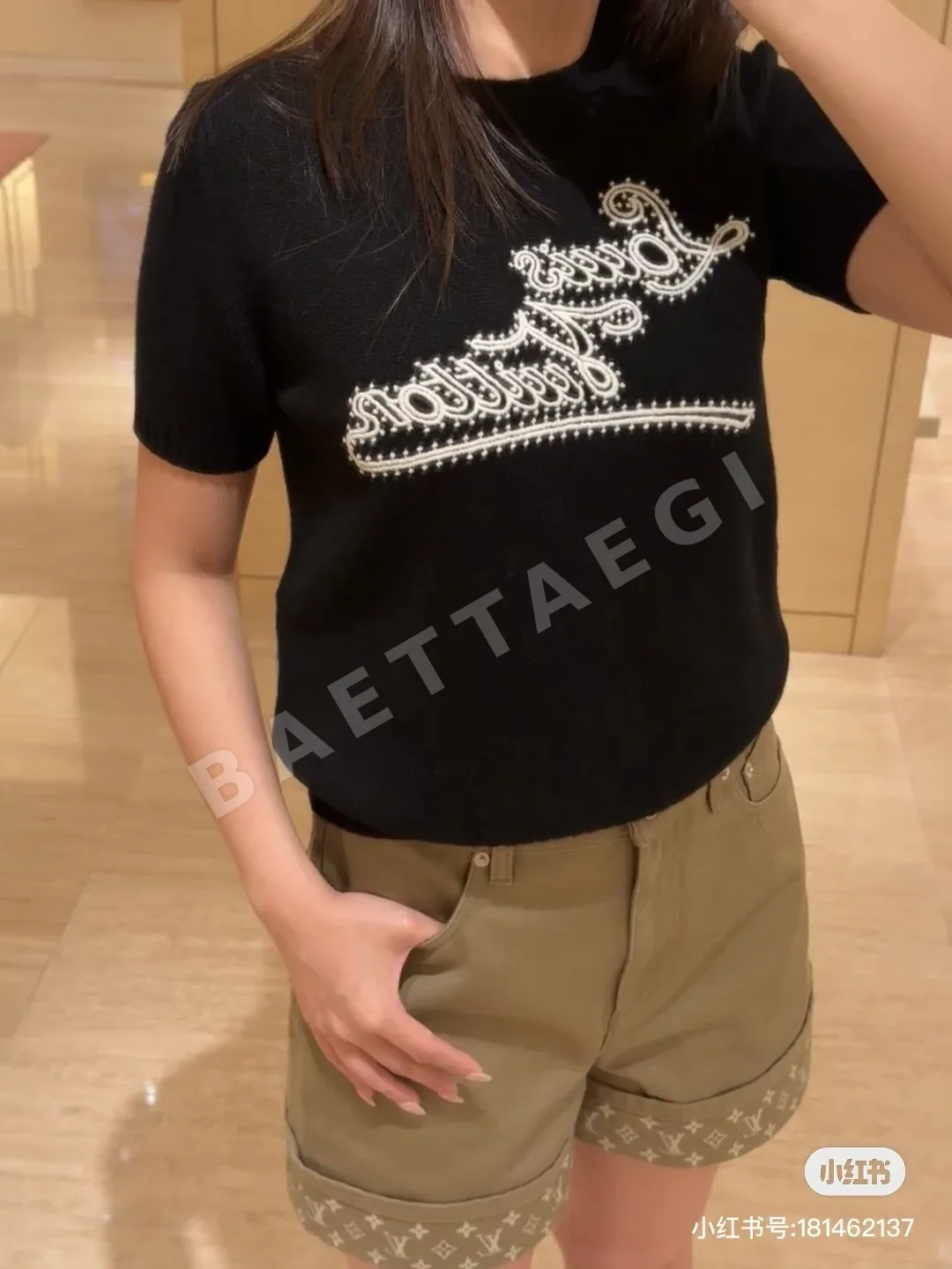 루이비통 캐시미어 자수 여성 반팔 티셔츠 상세 이미지 4
