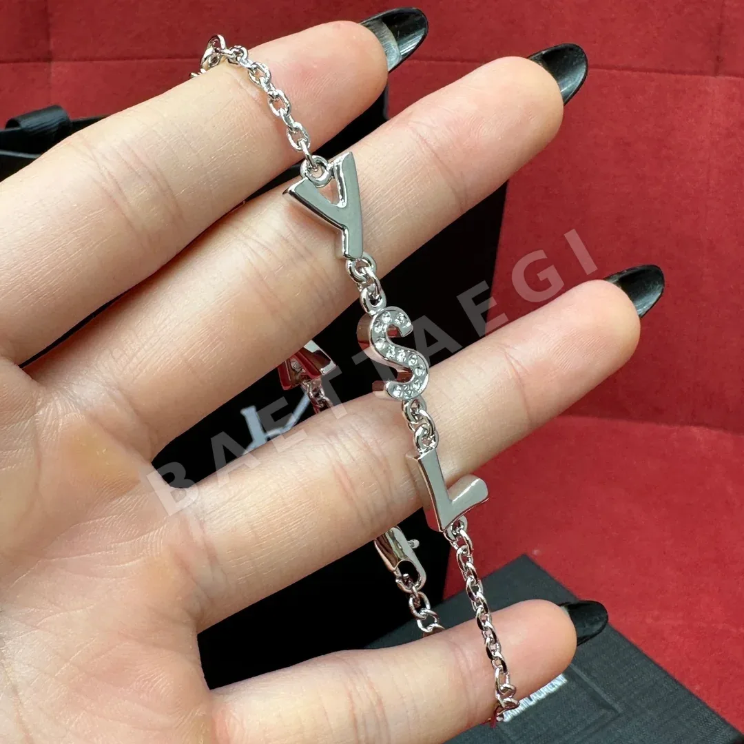 생로랑 다이아몬드 S 엠블럼 목걸이 상세 이미지 2