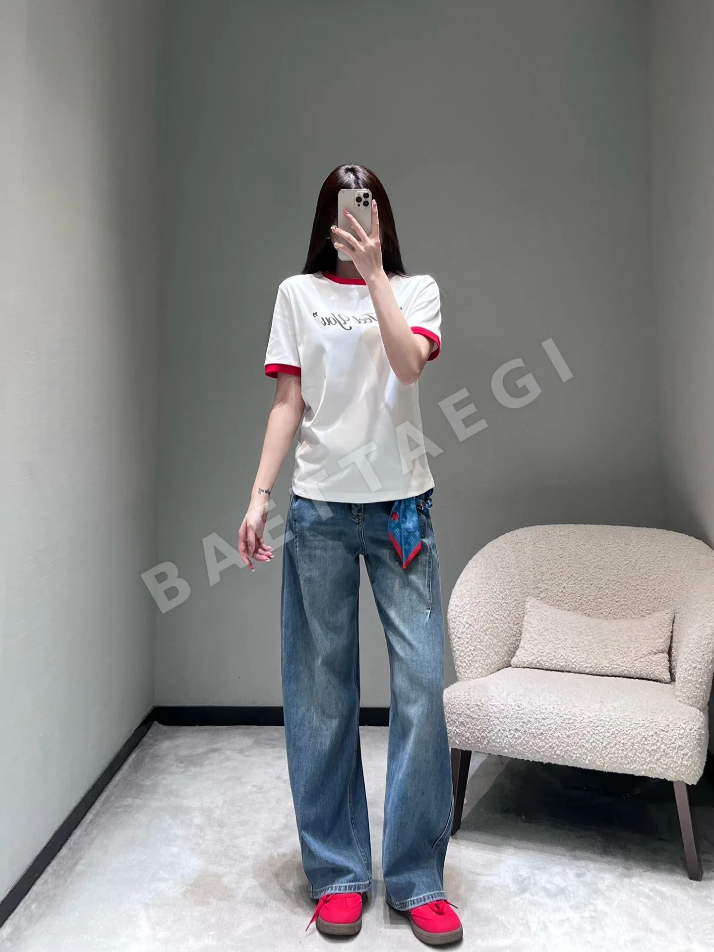디올 카라 블록 레터 프린트 반팔 티셔츠 상세 이미지 4
