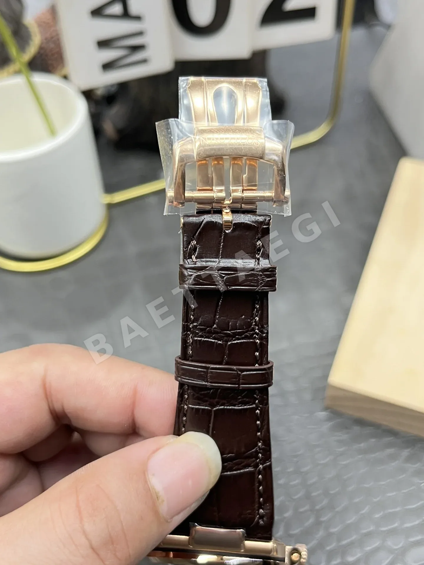 파텍필립 노틸러스 5711 자동 레더스트랩 그레이 다이얼 로즈골드 3K 공장 레플리카 43986 Patek Philippe 상세 이미지 8