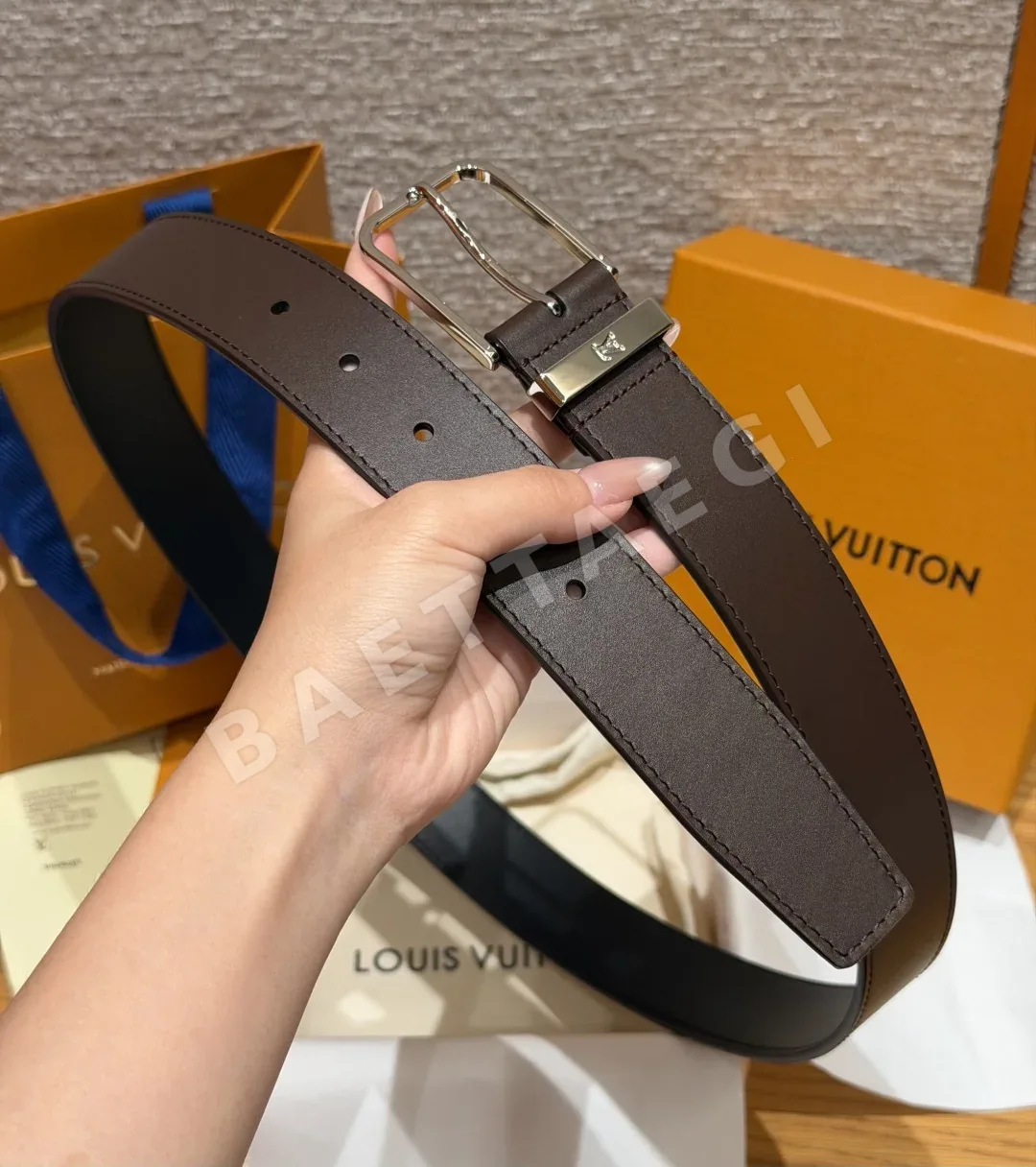 루이비통 라이트퐁누프 35mm 벨트 상세 이미지 4