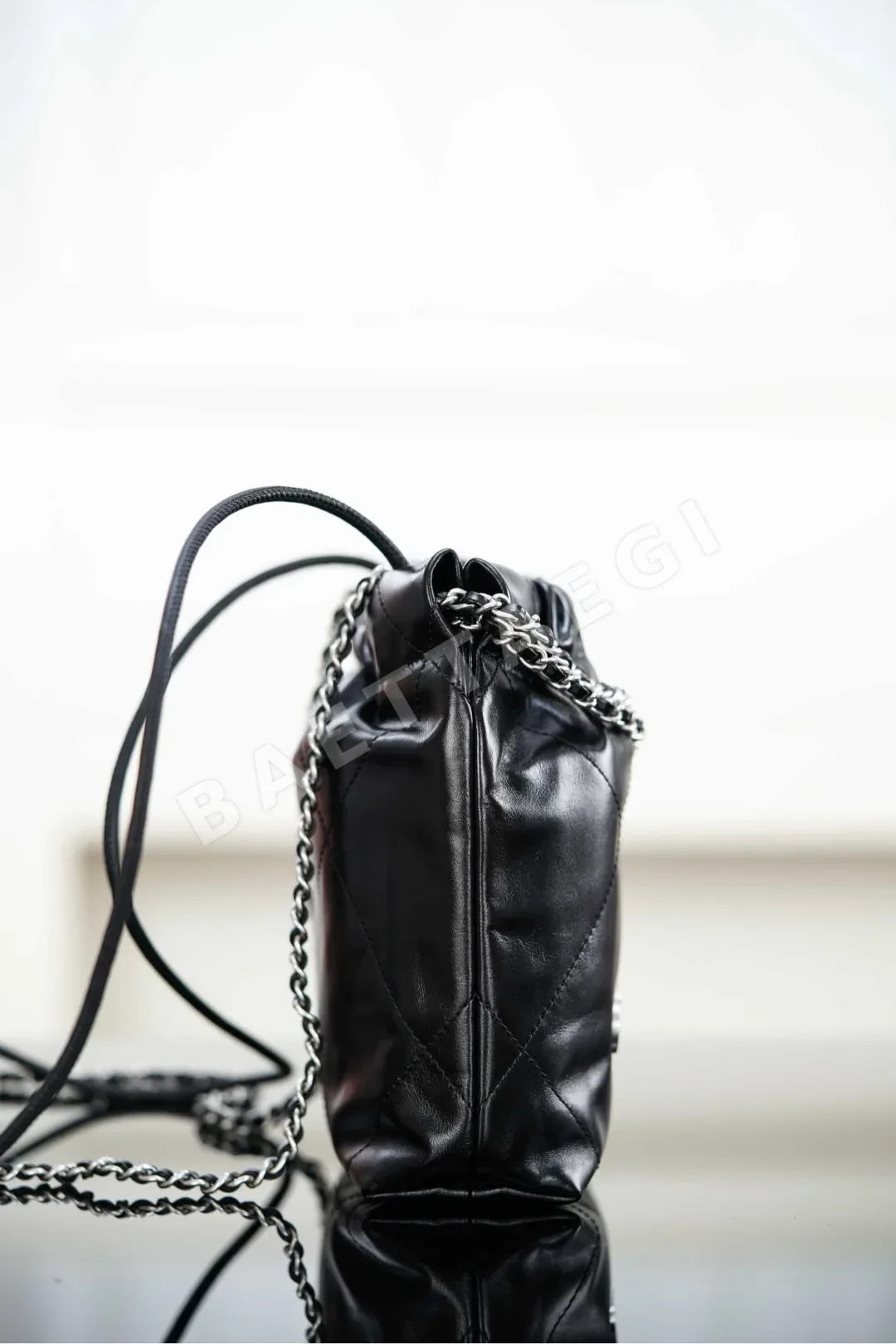 샤넬 라움 오리지널 가죽 숄더백 상세 이미지 7