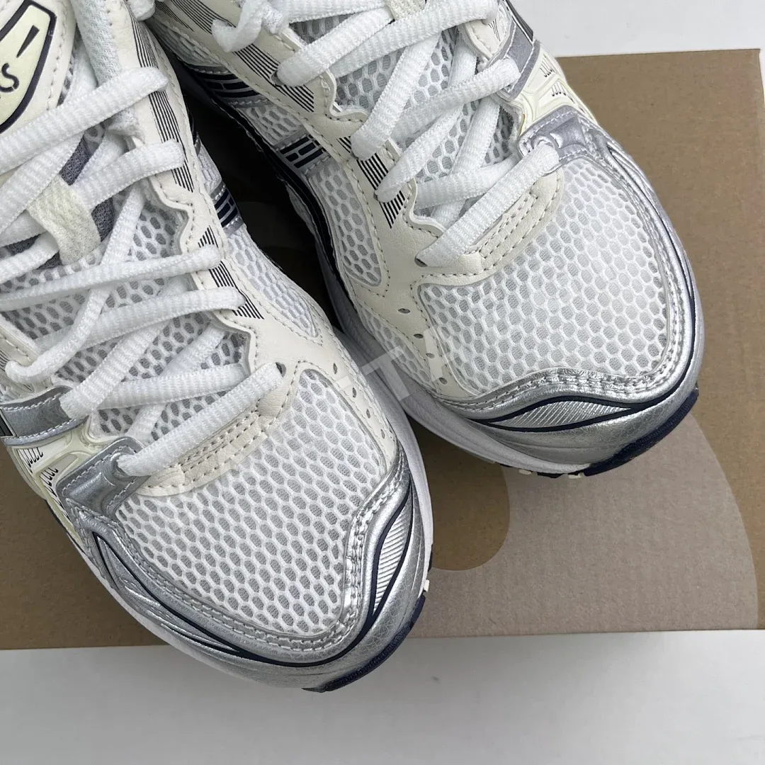 아식스 [TOP] 젤 카야노 14 1202A056-109 200245 Asics Gel-Kayano 14 White Midnight 상세 이미지 15