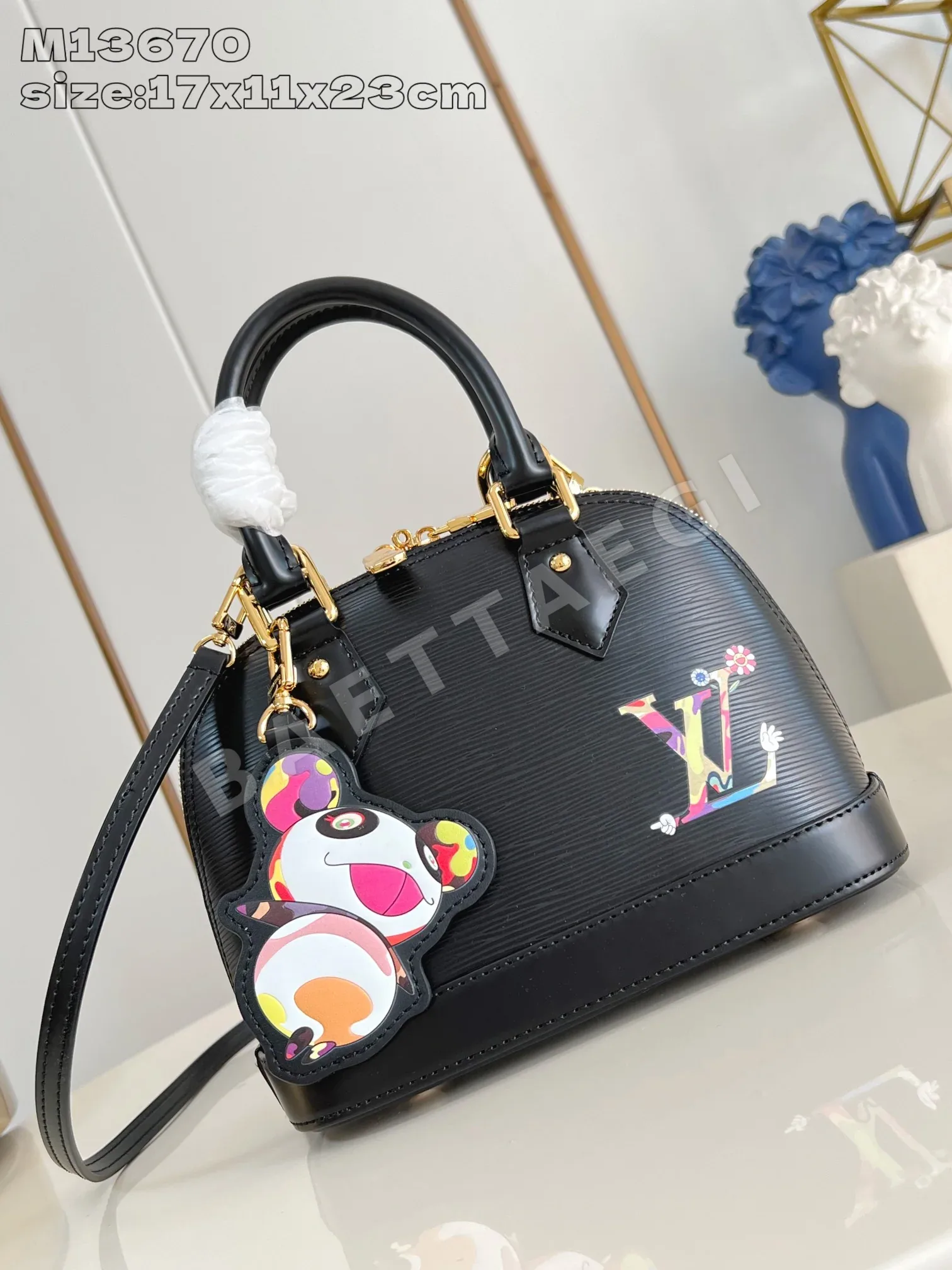 루이비통 M13670 블랙 알마 핸드백 BB 에피