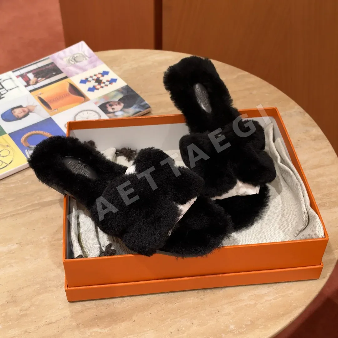 에르메스 오란 샌들 블랙 가죽 클래식 H 컷아웃 상세 이미지 8
