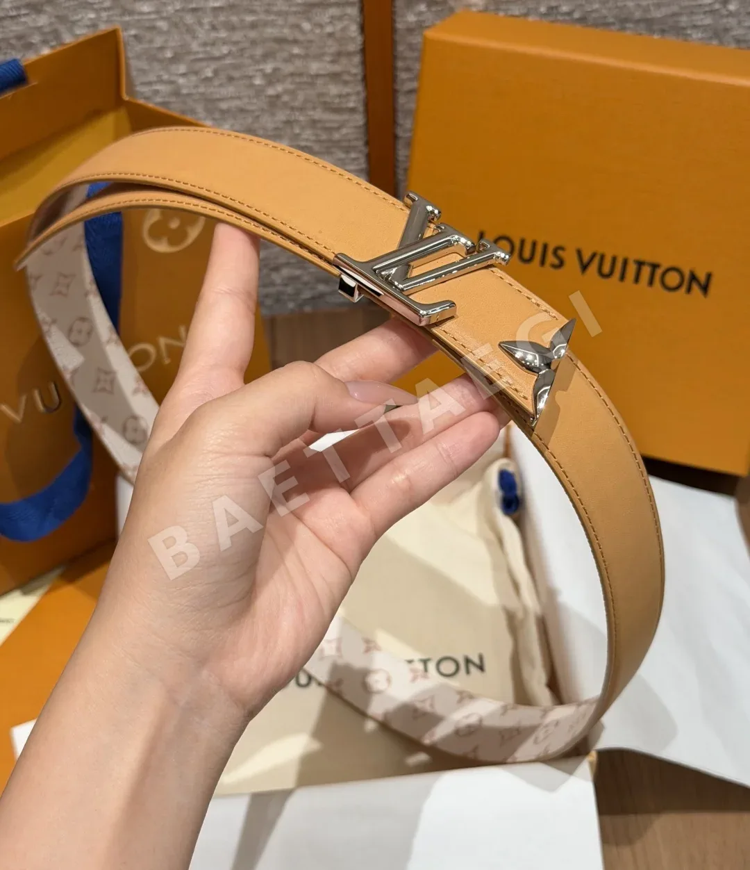 루이비통 30mm 리버서블 모노그램 벨트 상세 이미지 3