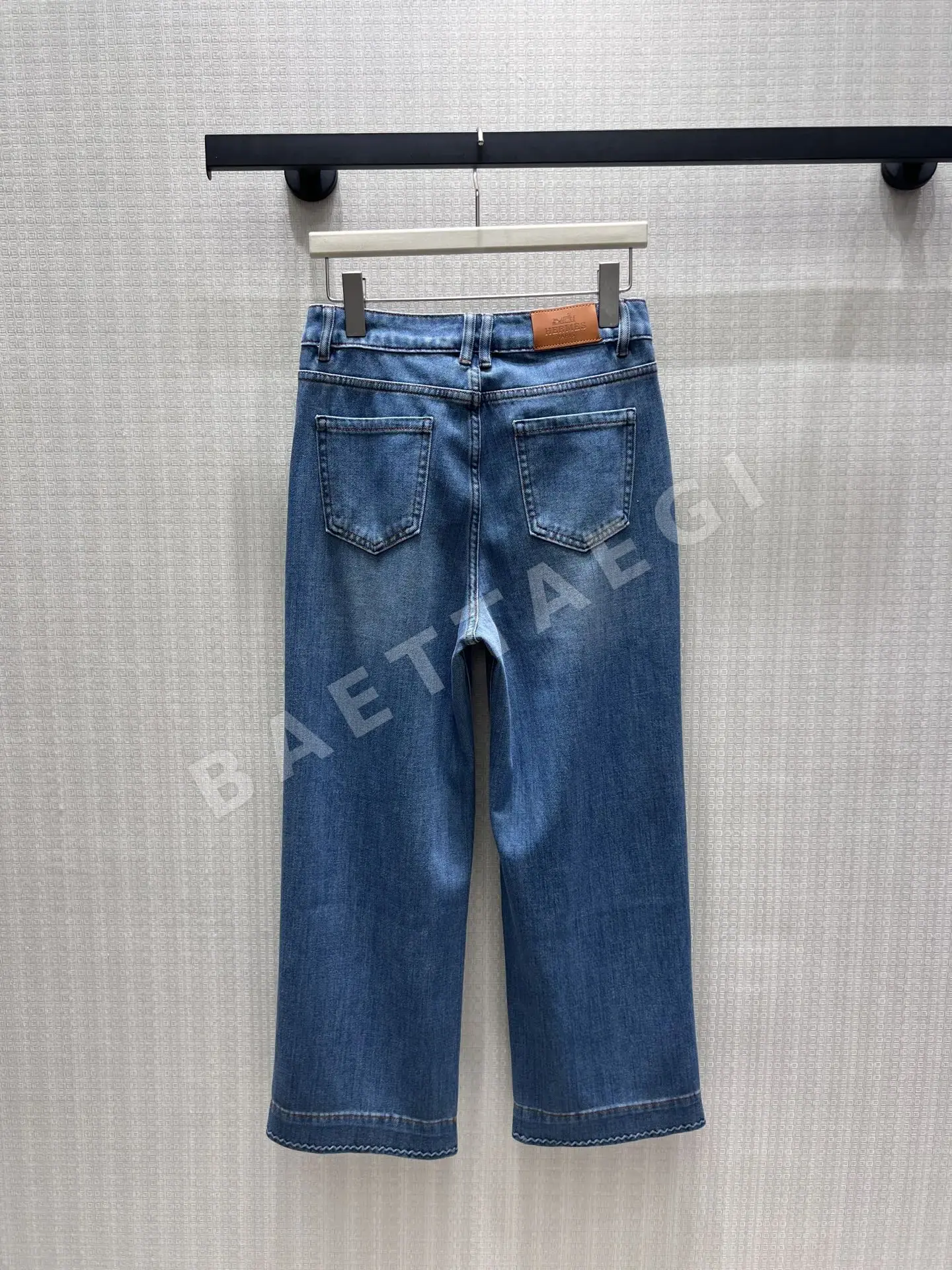 에르메스 라이트 블루 크롭드 플레어 데님 바지 상세 이미지 8
