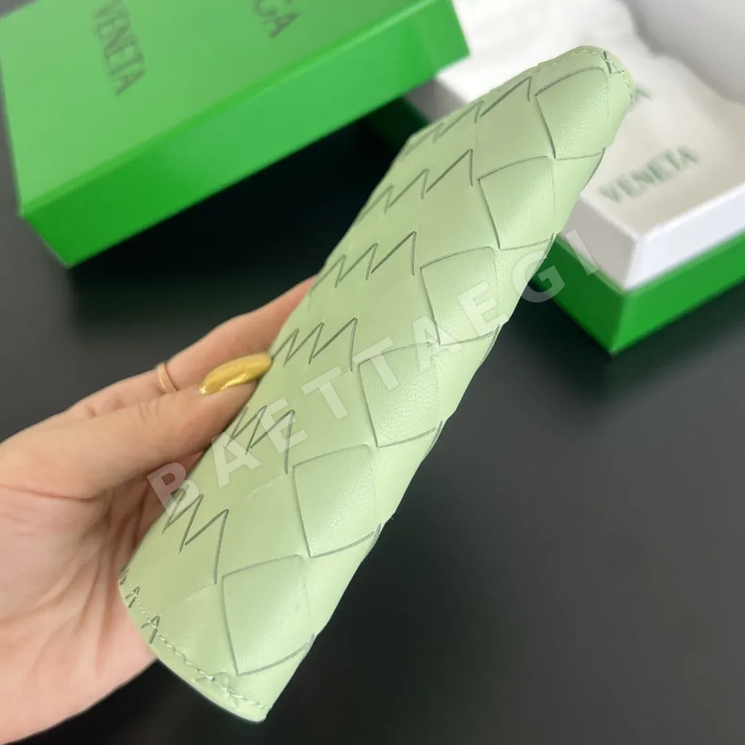 보테가베네타 심플 디자인 지갑 상세 이미지 4