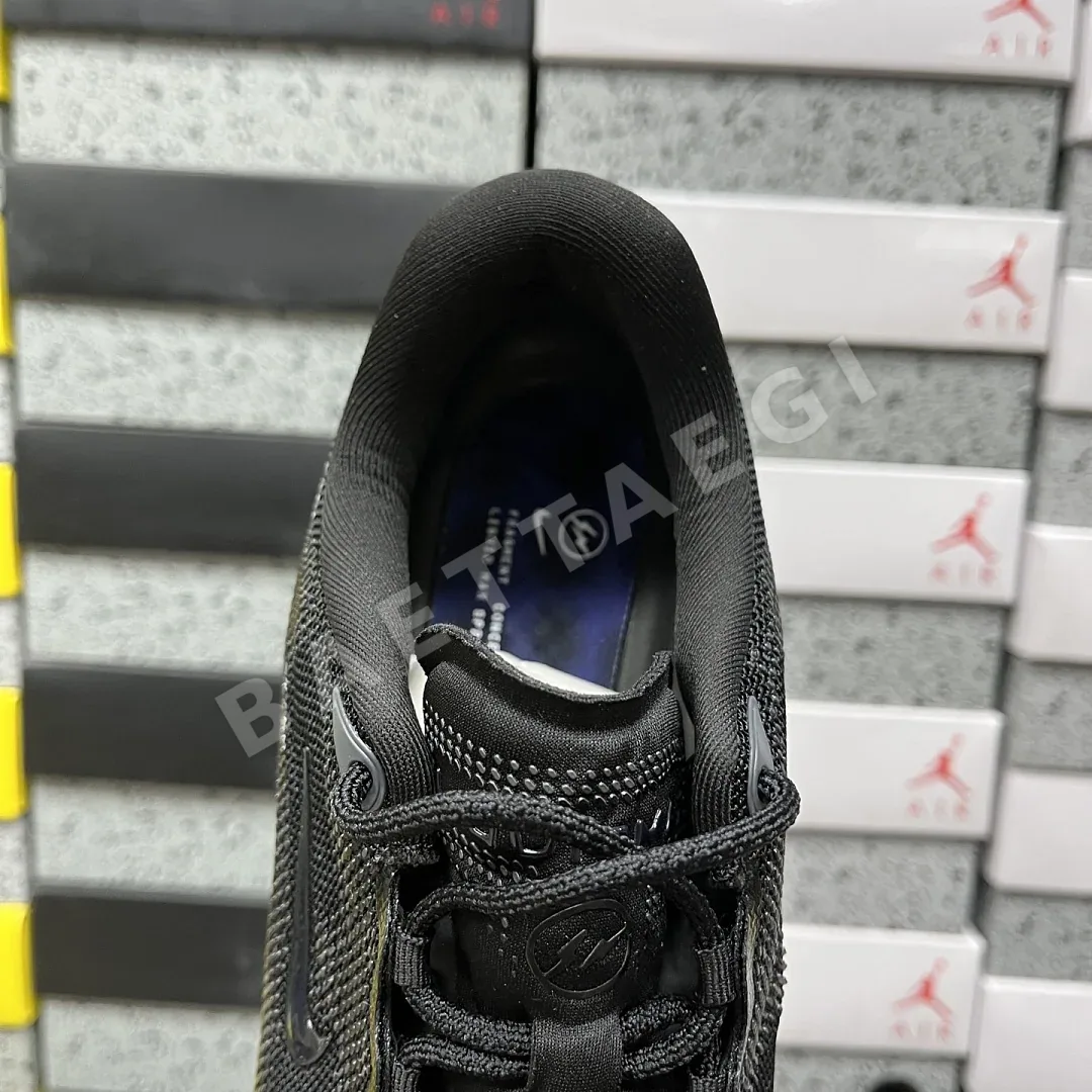 나이키 [EG] 에어 IQ8601-001 201665 Nike Air Liquid Max Fragment Black 상세 이미지 7