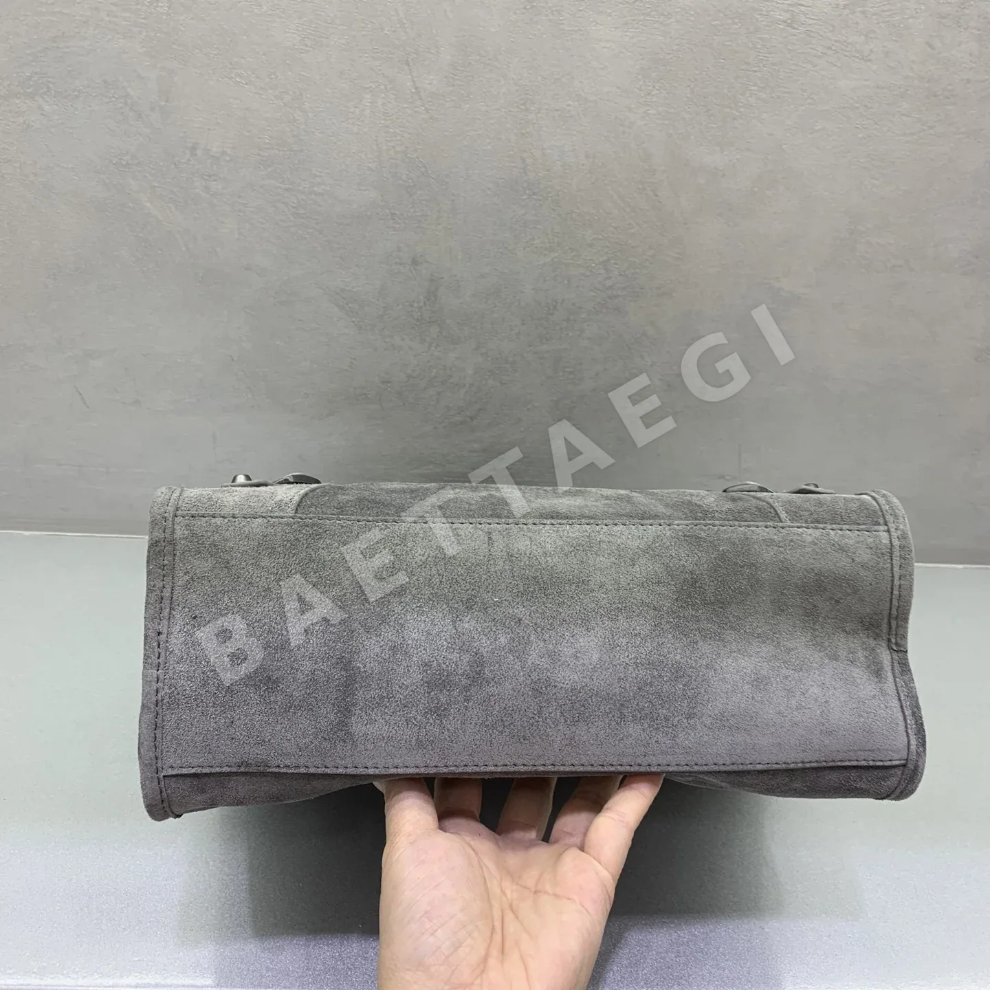 발렌시아가 르 시티 미디엄 핸드백 0846691080 상세 이미지 4