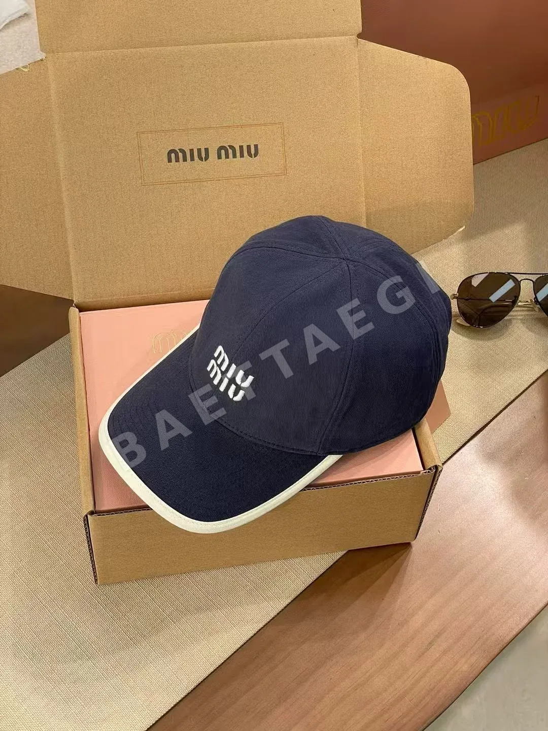 미우미우 모자 81433 Miu Miu Cap 상세 이미지 9