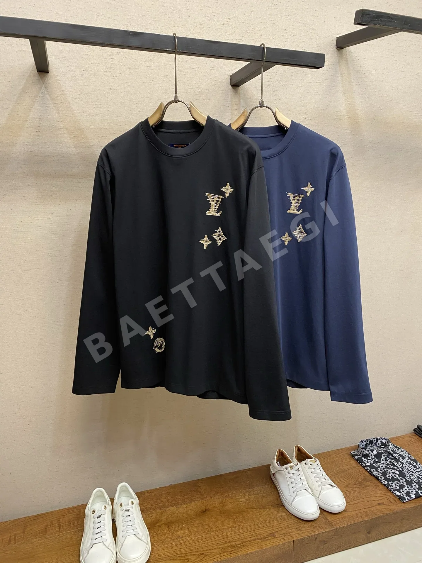 루이비통 라운드넥 긴팔 셔츠 상세 이미지 3