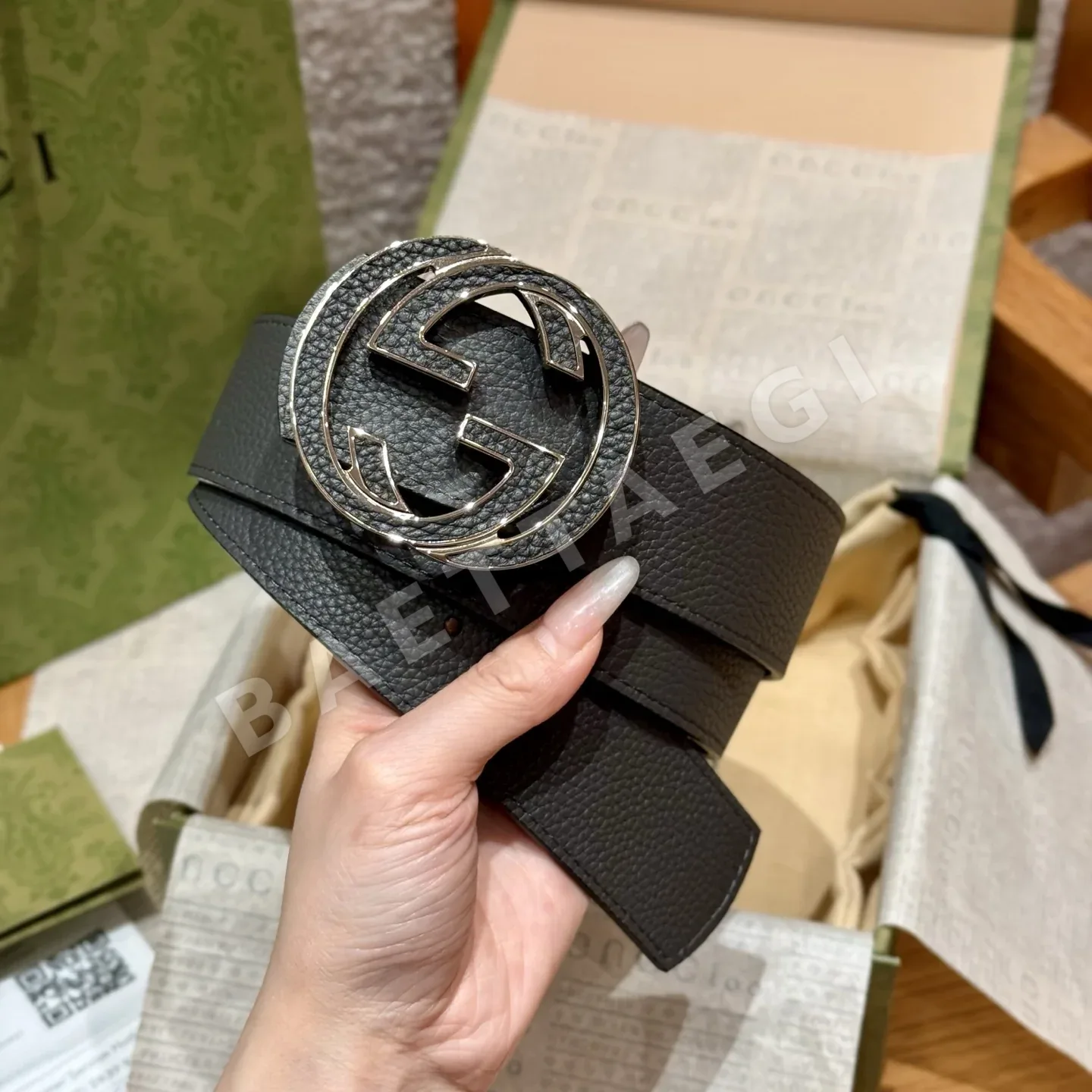 구찌 인터로킹 G 소가죽 양면 벨트 상세 이미지 2