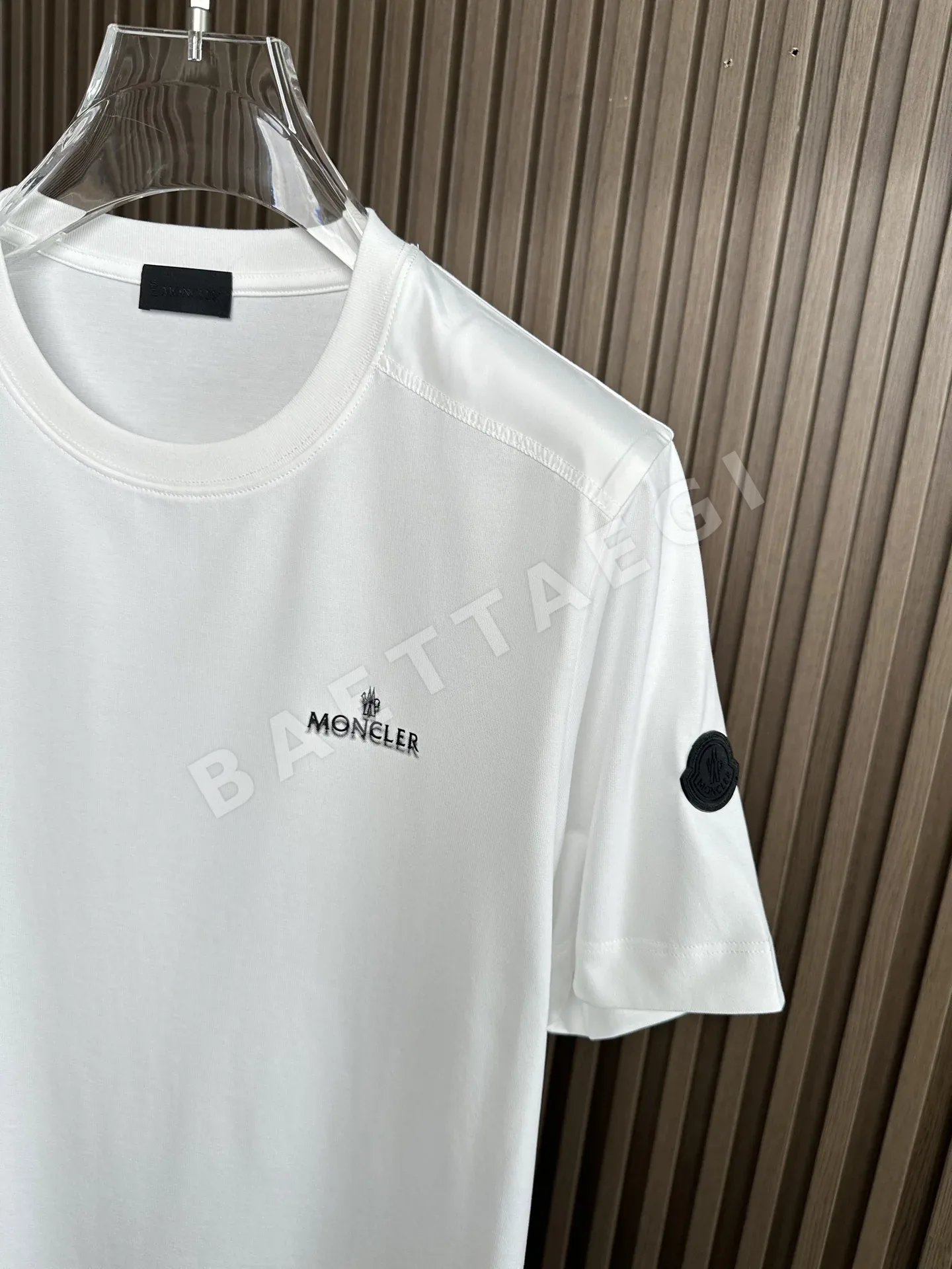 몽클레르 남성 로고 반팔 티셔츠 상세 이미지 7
