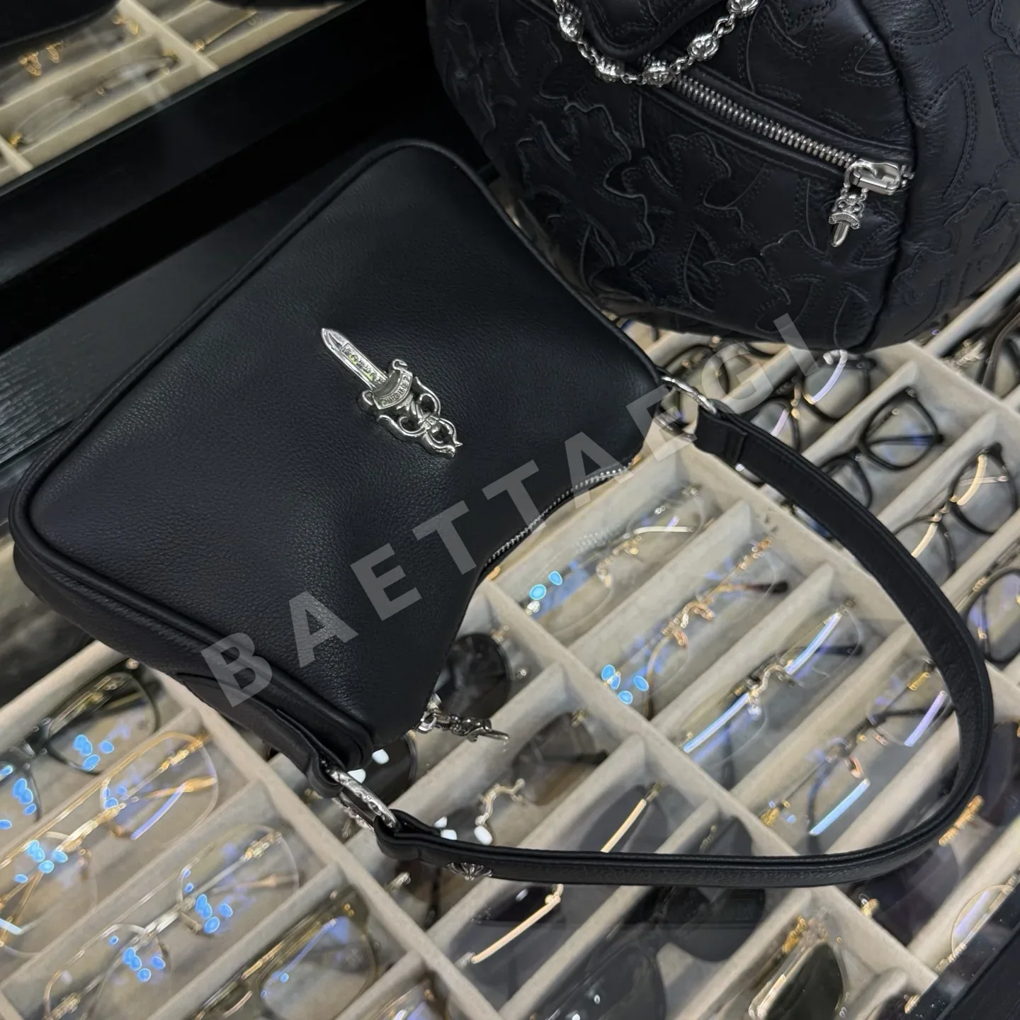 크롬하츠 블랙 치킨 너겟 가방 스몰 상세 이미지 9