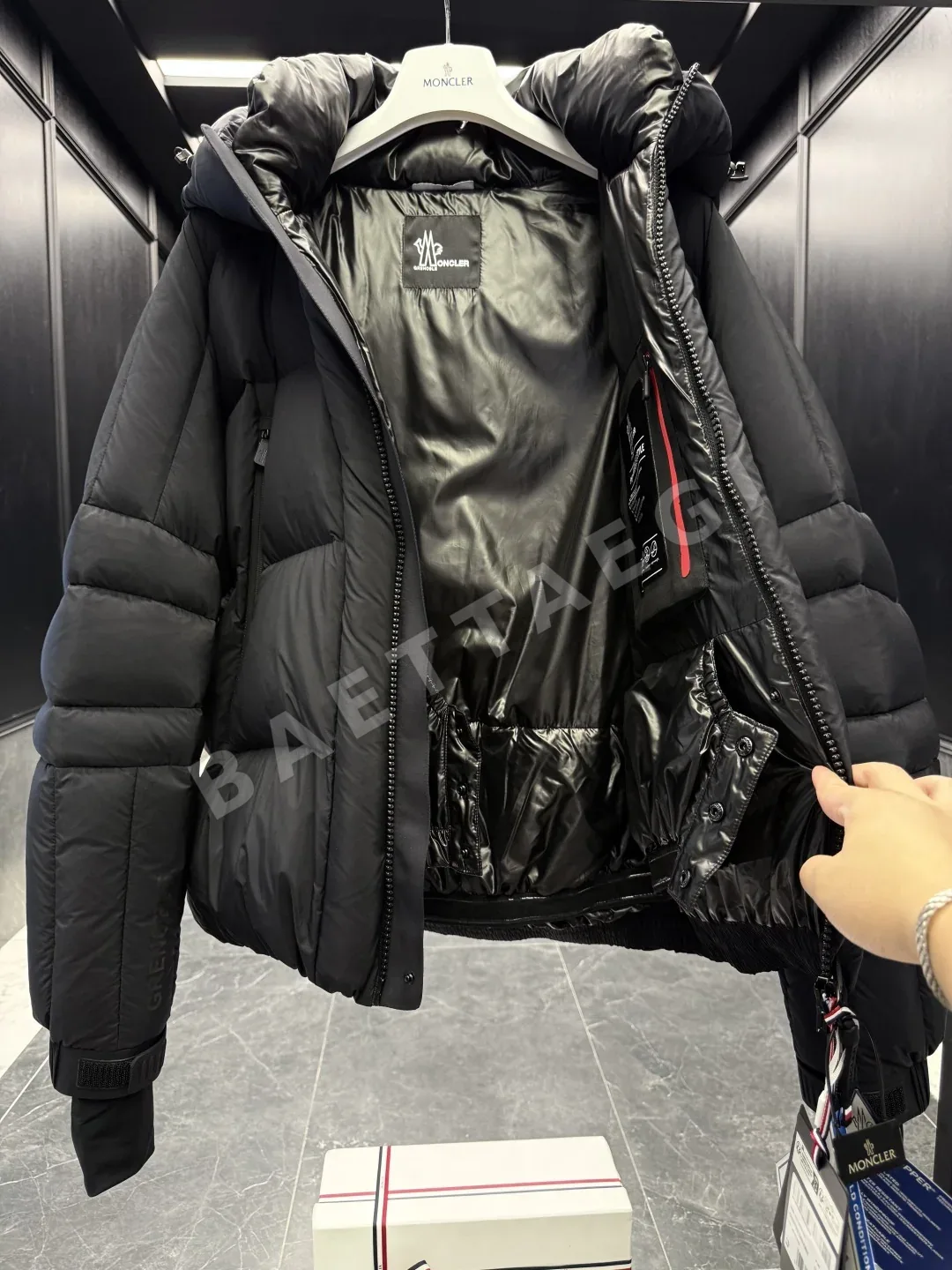 몽클레르 몽클레어 그레노블 셰리페리 숏 다운 자켓 상세 이미지 8