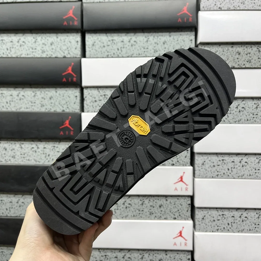 어그 [OT] 블랙 209072 UGG 1172790-BLK 상세 이미지 8