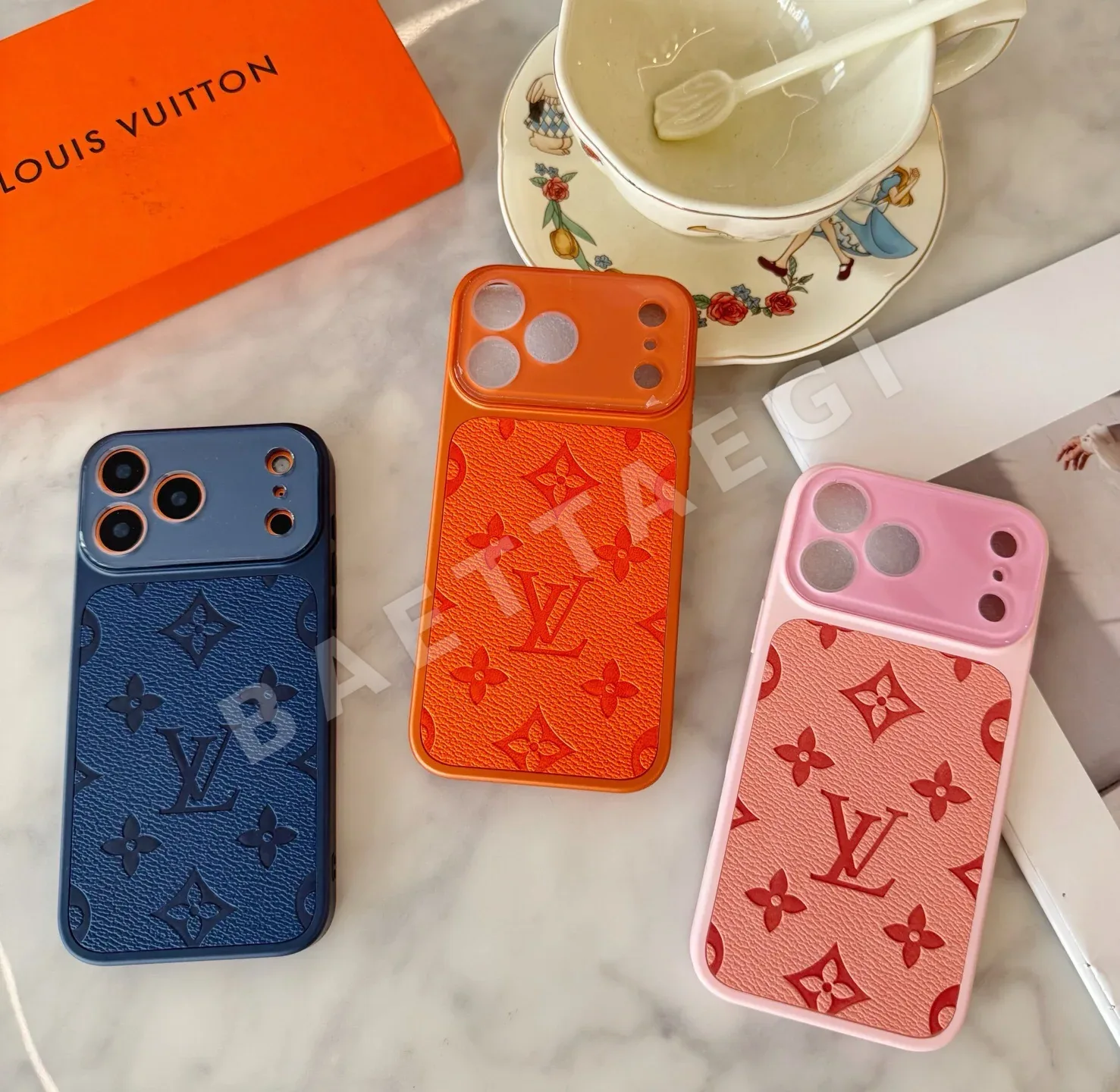 루이비통 성운 오렌지 스마트폰 케이스 상세 이미지 2