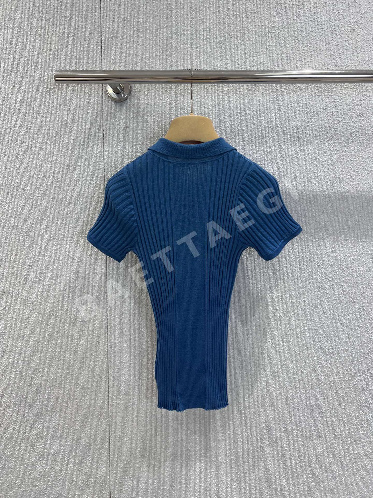 미우미우 여성 반팔 상세 이미지 2