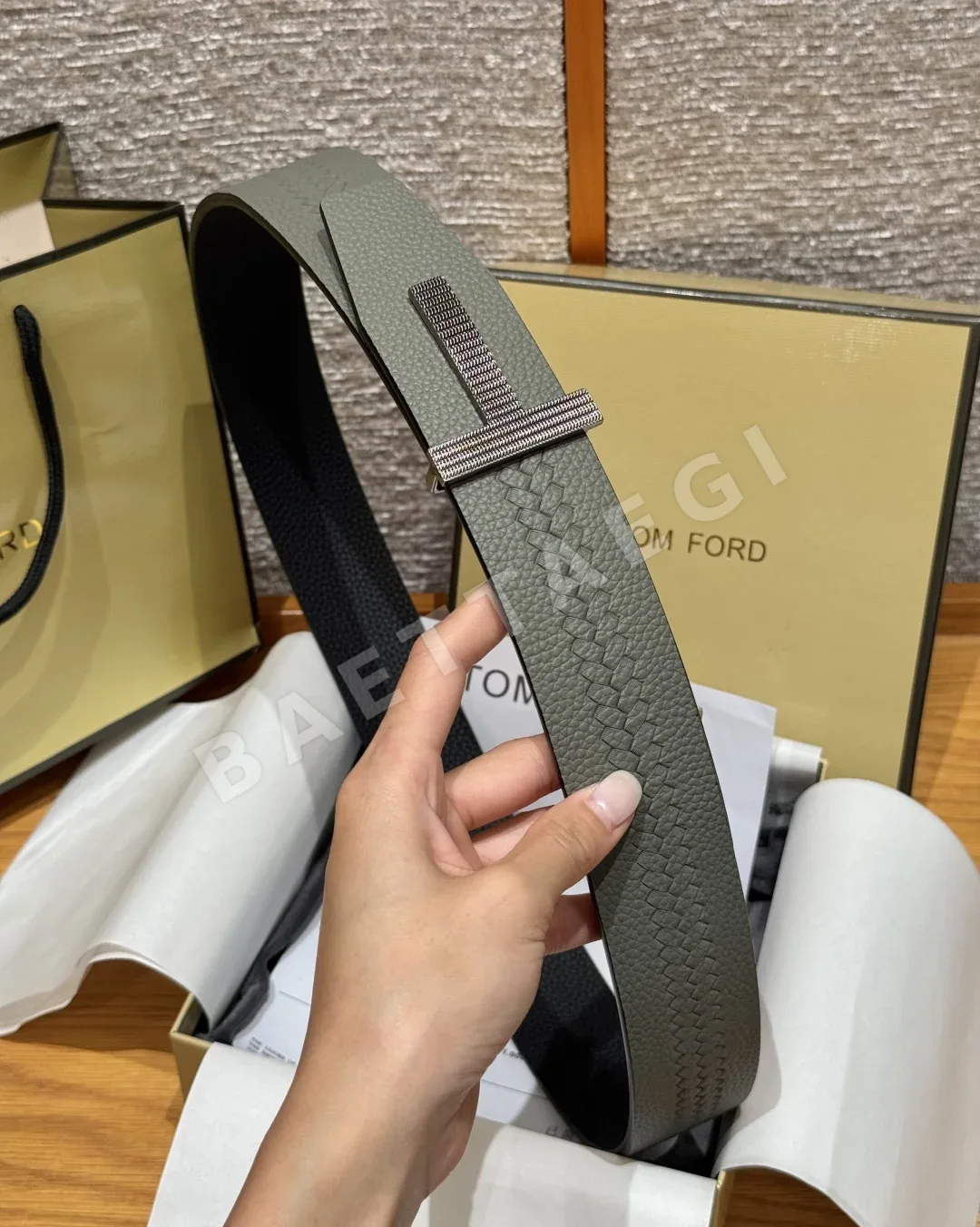 톰포드 브라운 꼬임 가죽 벨트 상세 이미지 3