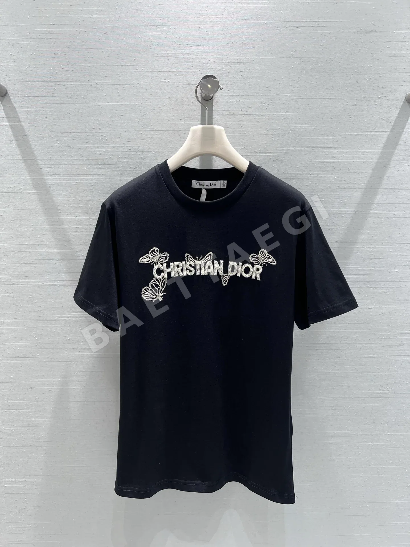 디올 CD로고 자수 반팔 티셔츠 45706