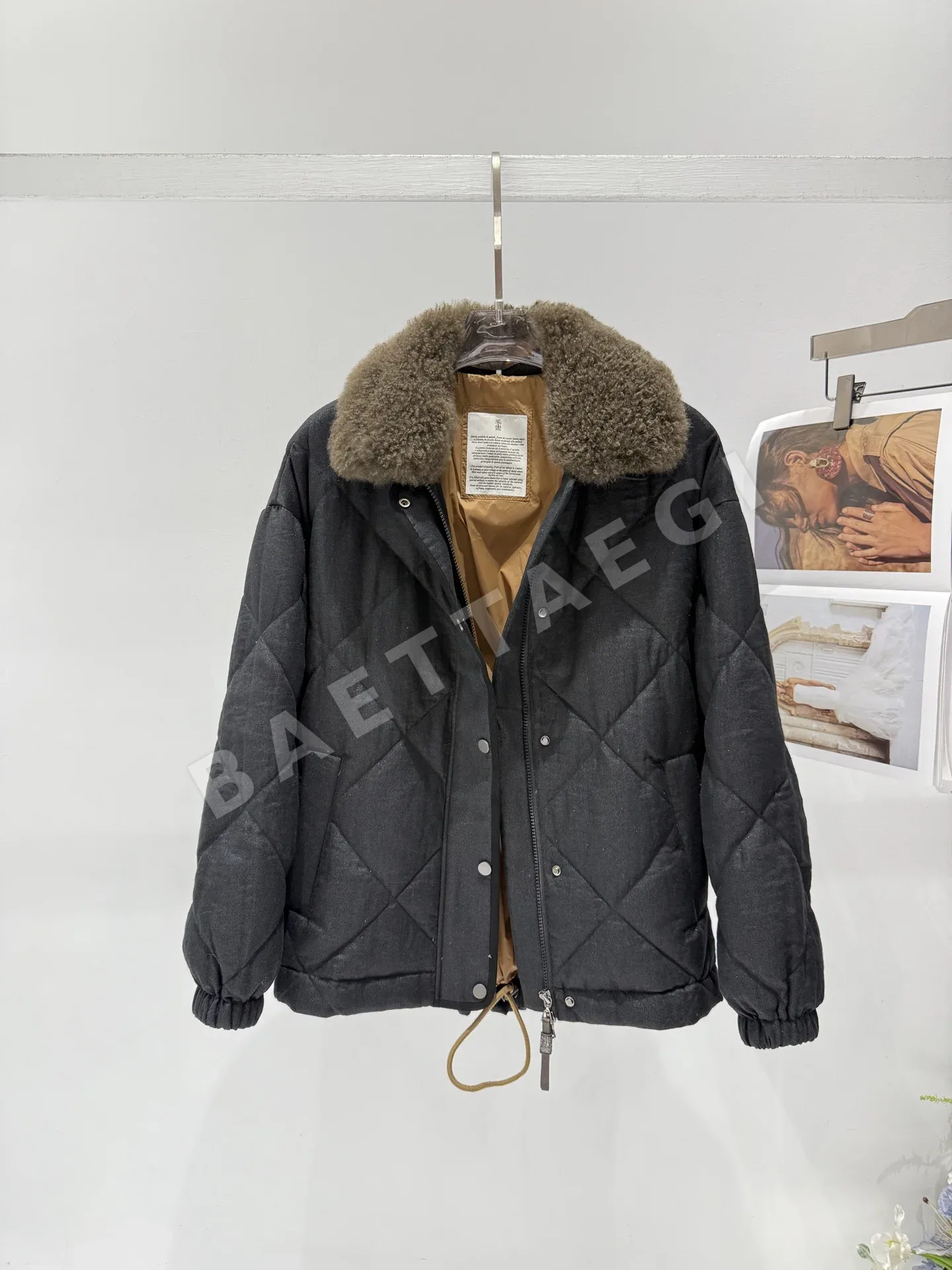 브루넬로쿠치넬리 오트쿠튀르 공방(Métiers d'Art) 컬렉션 패딩 상세 이미지 8