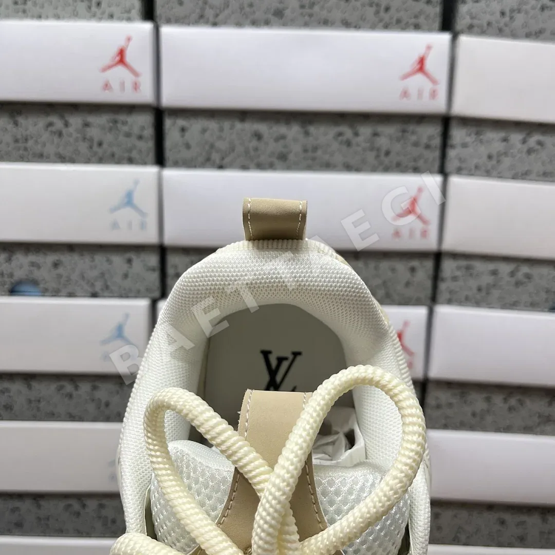 루이비통 [D1] V3 1 화이트 205855 Louis Vuitton V3-1 상세 이미지 8