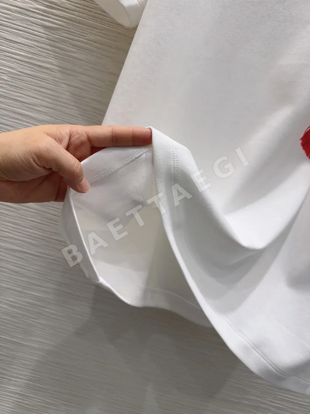 루이비통 여성 반팔 티셔츠 상세 이미지 8