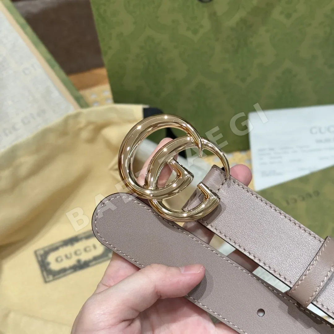 구찌 누드 가죽 인터로킹 더블 G 버클 벨트 상세 이미지 5