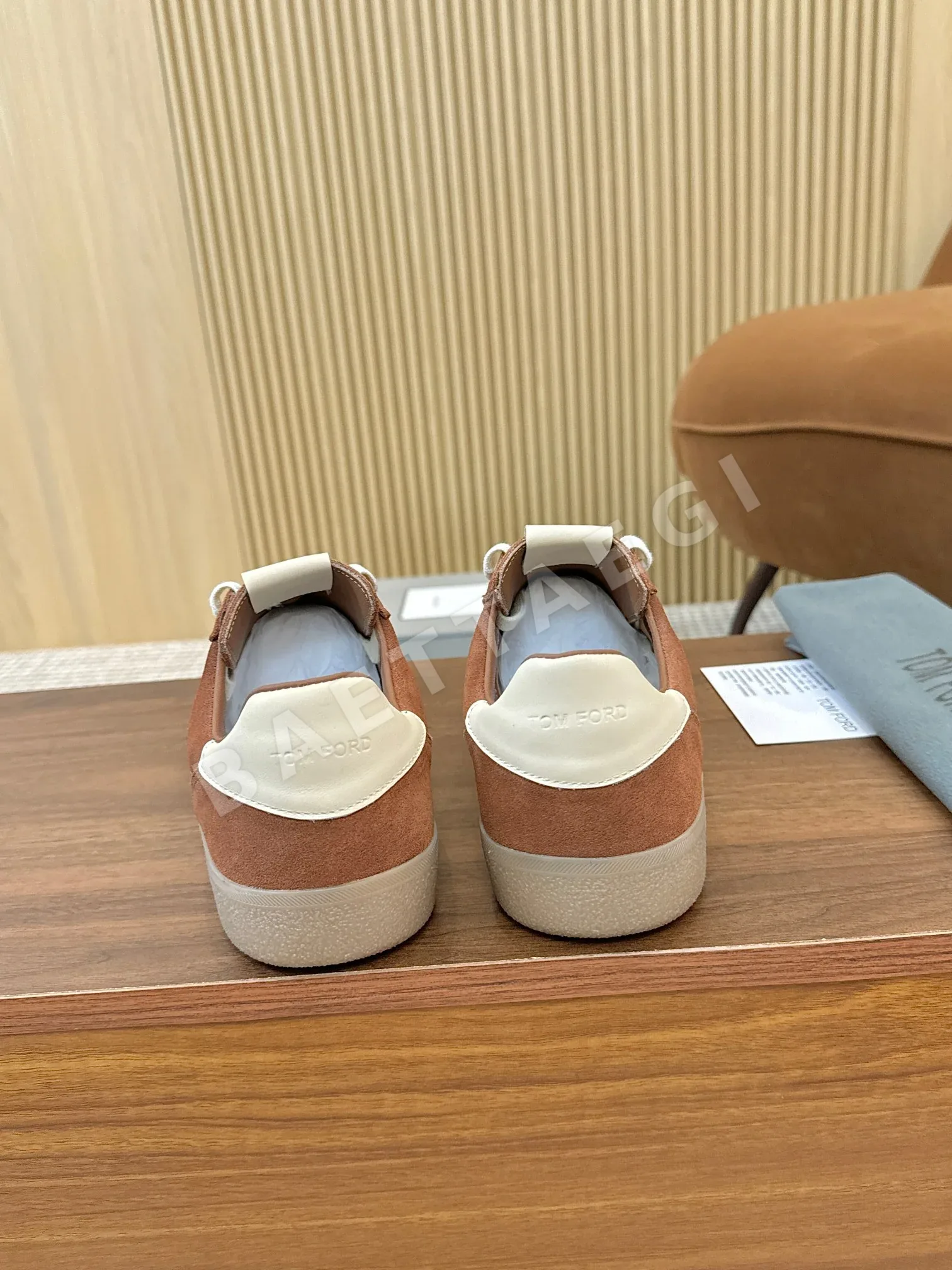 톰포드 클래식 컬러블록 남성 신발 상세 이미지 11