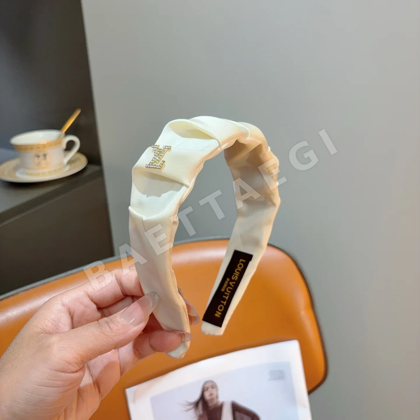루이비통 플리츠 헤드밴드 상세 이미지 3