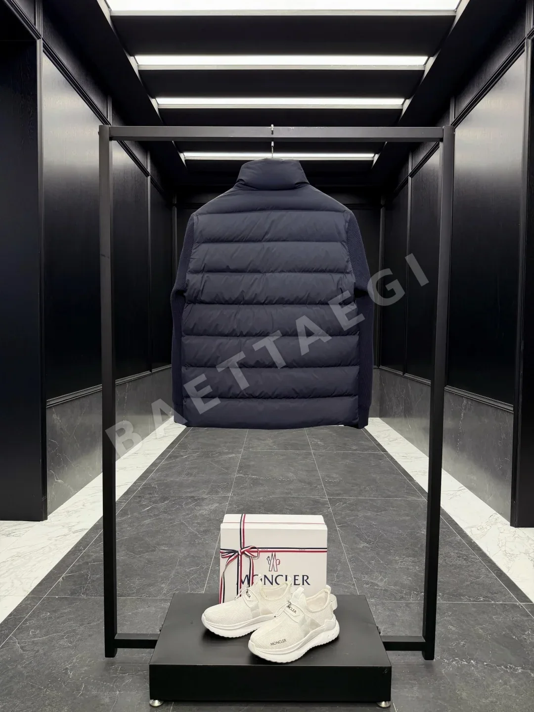 몽클레르 남성 다운 패딩 점퍼 상세 이미지 9