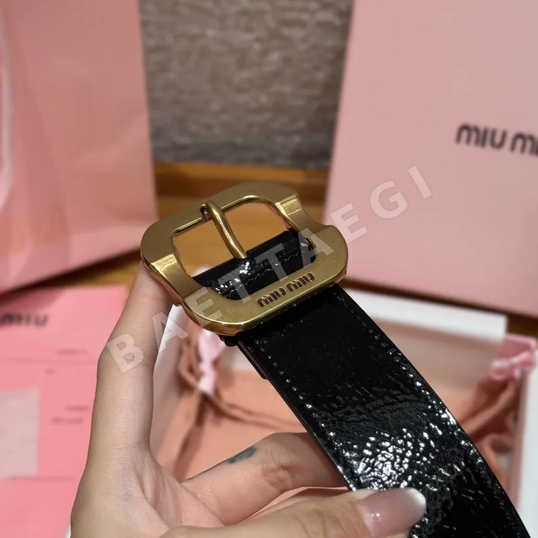 미우미우 카프스킨 메탈 로고 벨트 상세 이미지 7