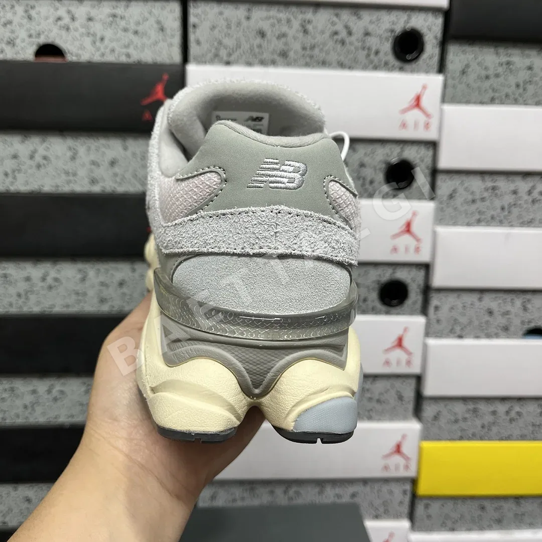뉴발란스 [C] 9060 U9060SFB 202145 New Balance 9060 상세 이미지 9
