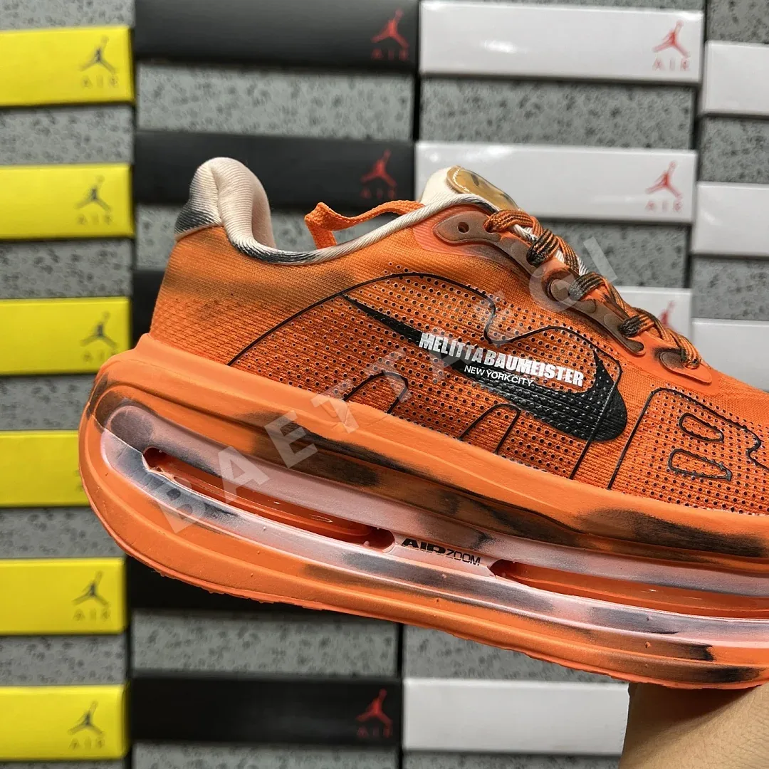 나이키 [5A] 보메로 프리미엄 IQ7166-800 201680 Nike Vomero Premium Melitta Baumeister 상세 이미지 3